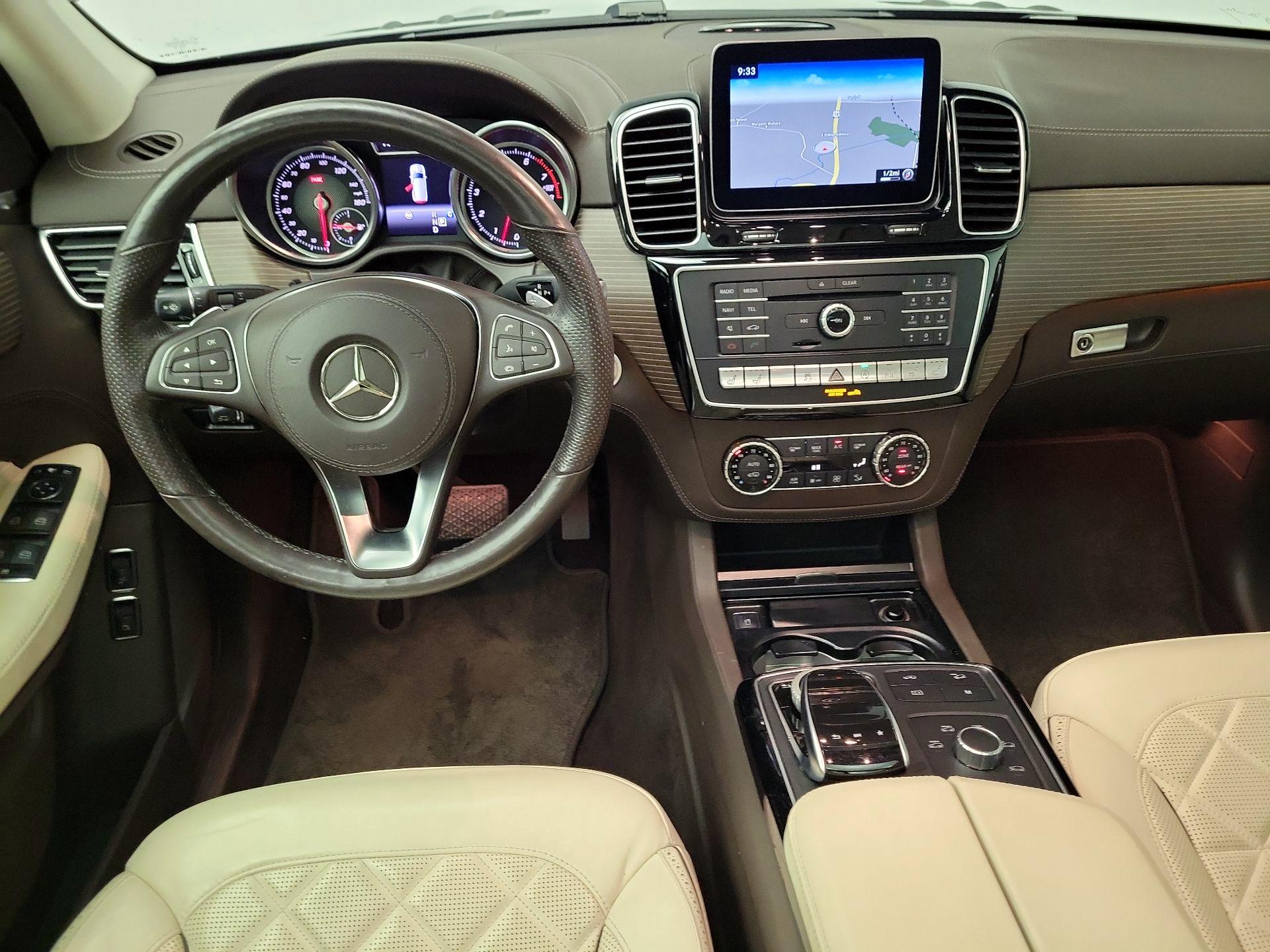 Thumbnail: 2019 Mercedes-Benz GLS - 9