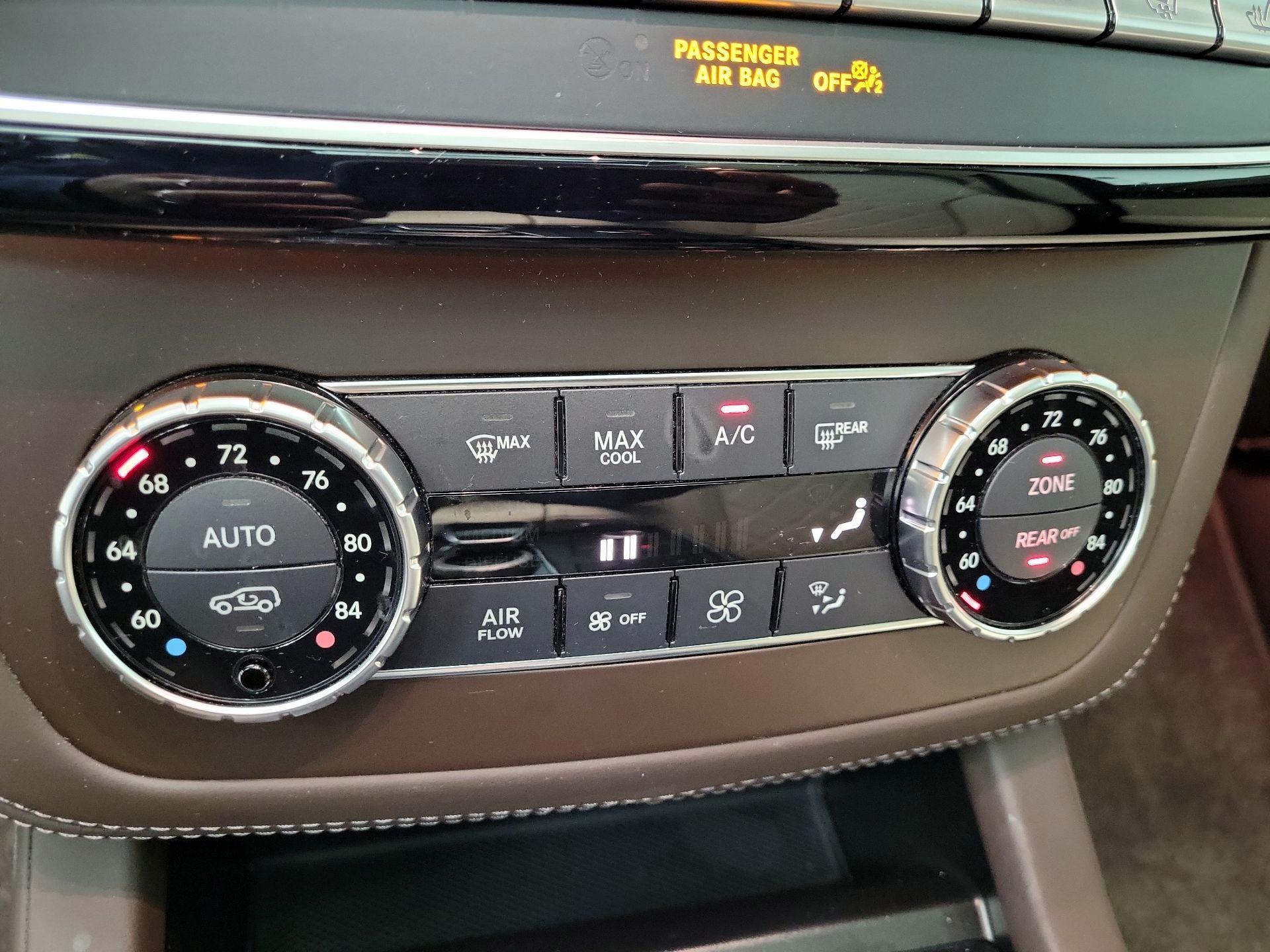 Thumbnail: 2019 Mercedes-Benz GLS - 17