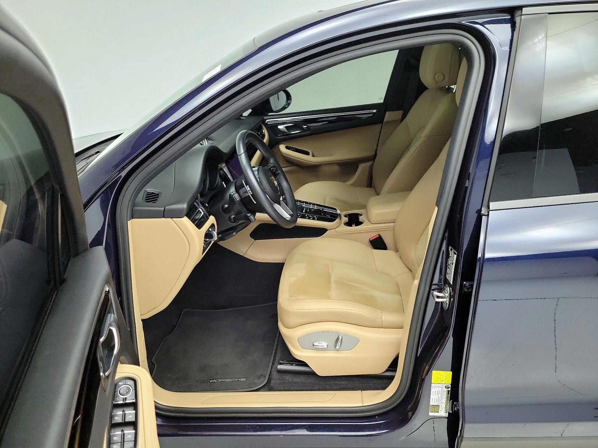Thumbnail: 2021 Porsche Macan - 11