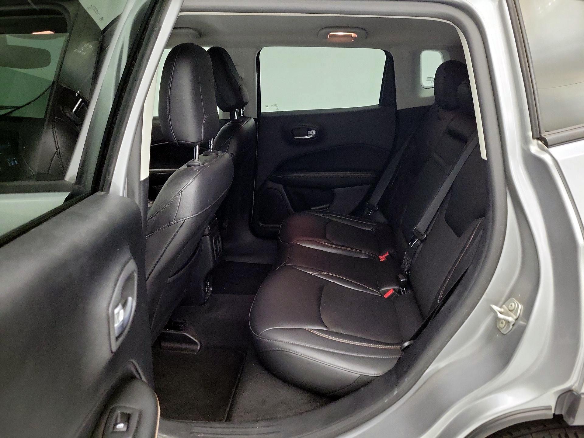 Thumbnail: 2018 Jeep Compass - 19
