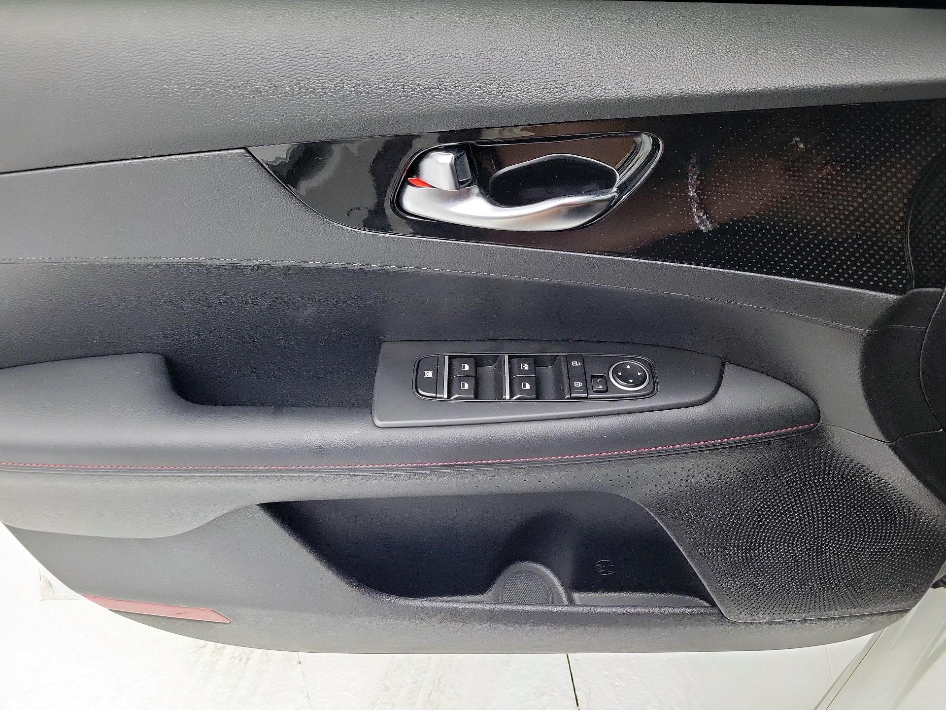 Thumbnail: 2024 Kia Forte - 12