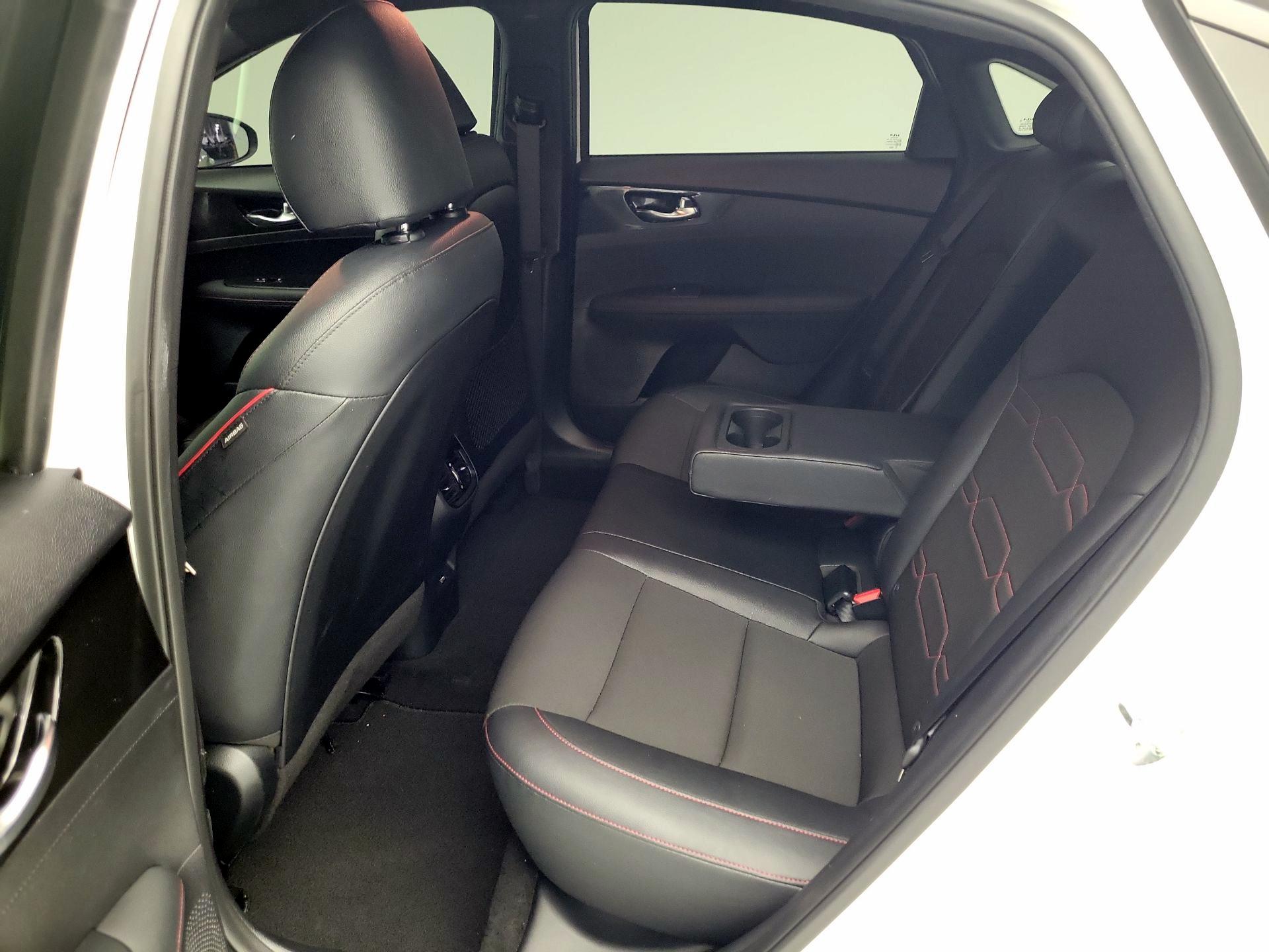 Thumbnail: 2024 Kia Forte - 20