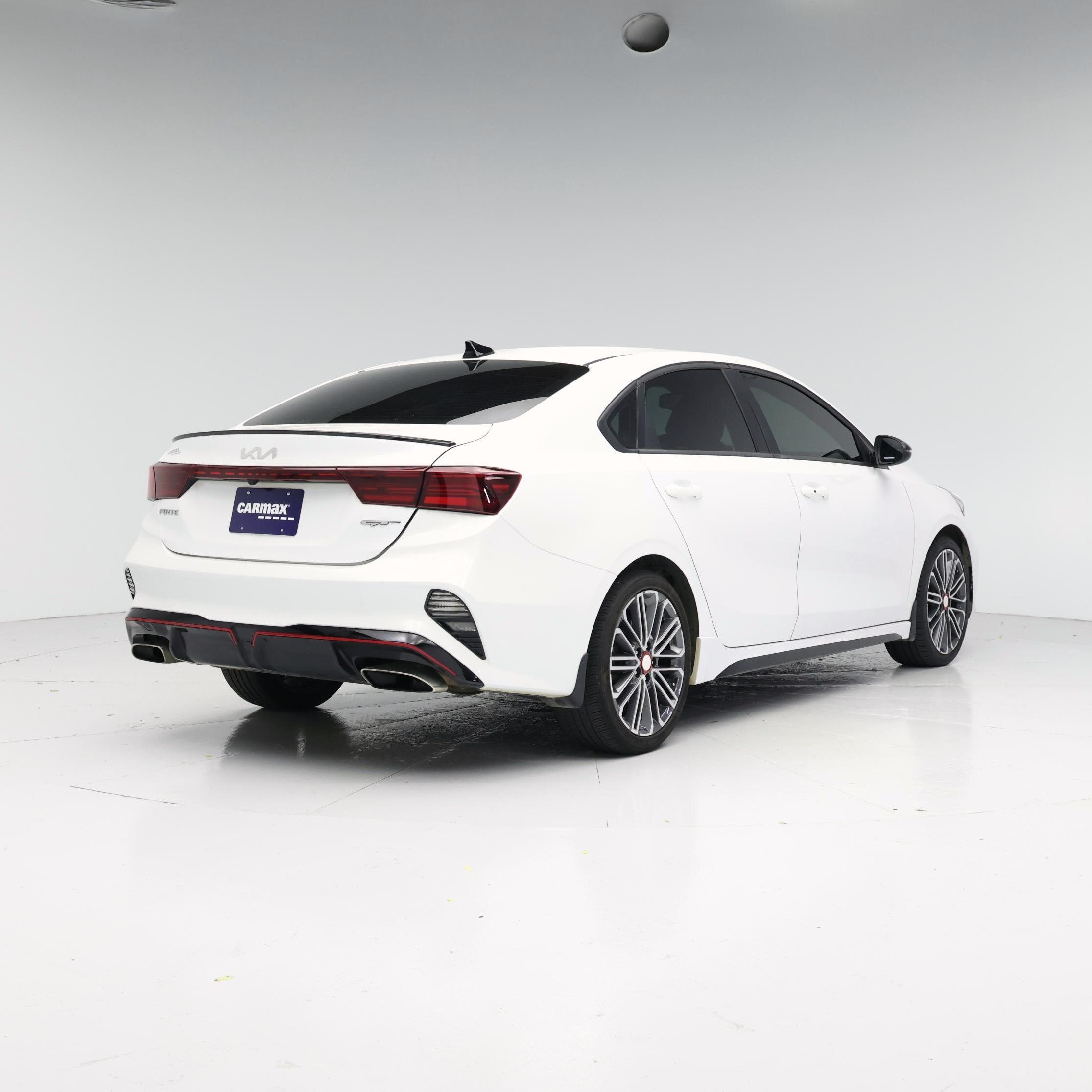 Thumbnail: 2024 Kia Forte - 8
