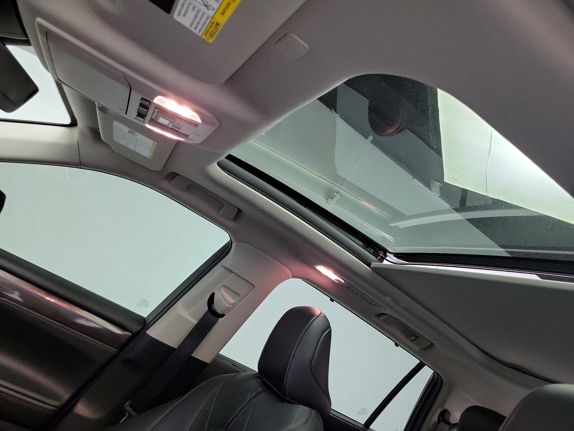 Thumbnail: 2021 Toyota Highlander - 20