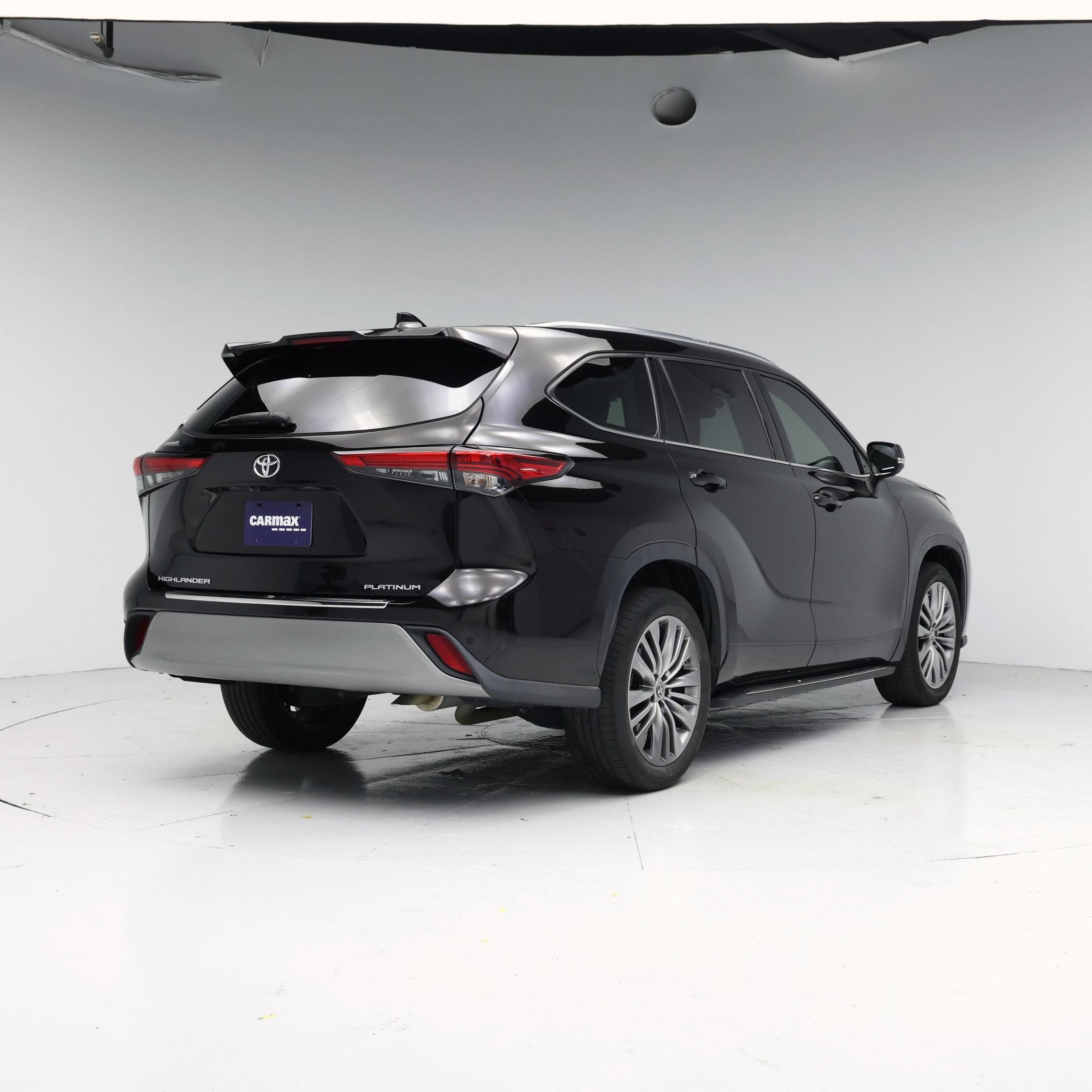 Thumbnail: 2021 Toyota Highlander - 8