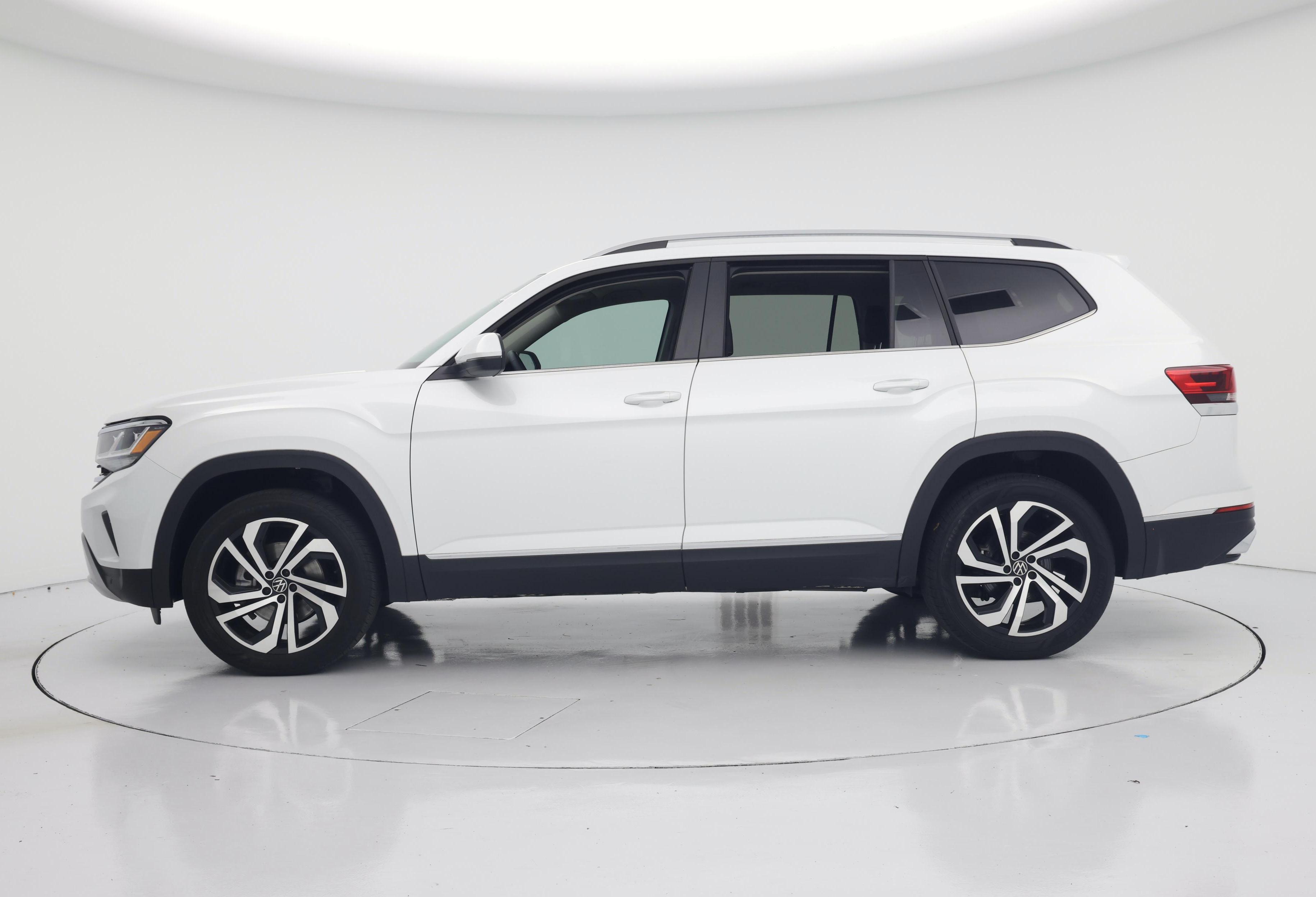 Thumbnail: 2022 Volkswagen Atlas - 3
