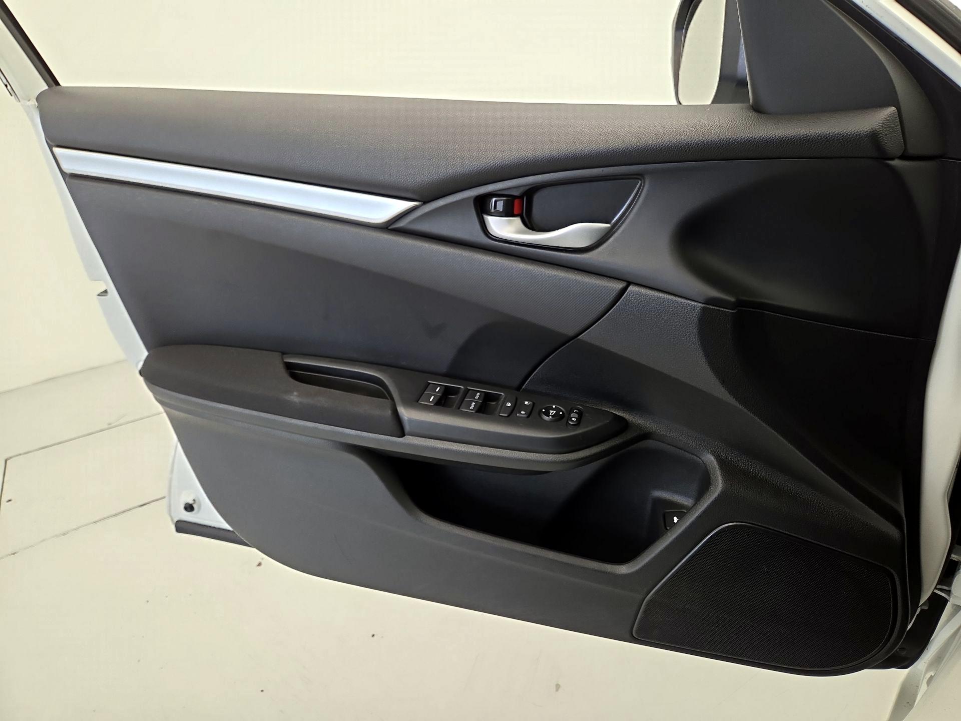 Thumbnail: 2020 Honda Civic - 12