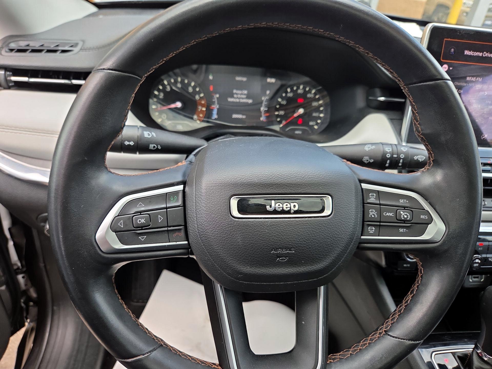 Thumbnail: 2022 Jeep Compass - 10