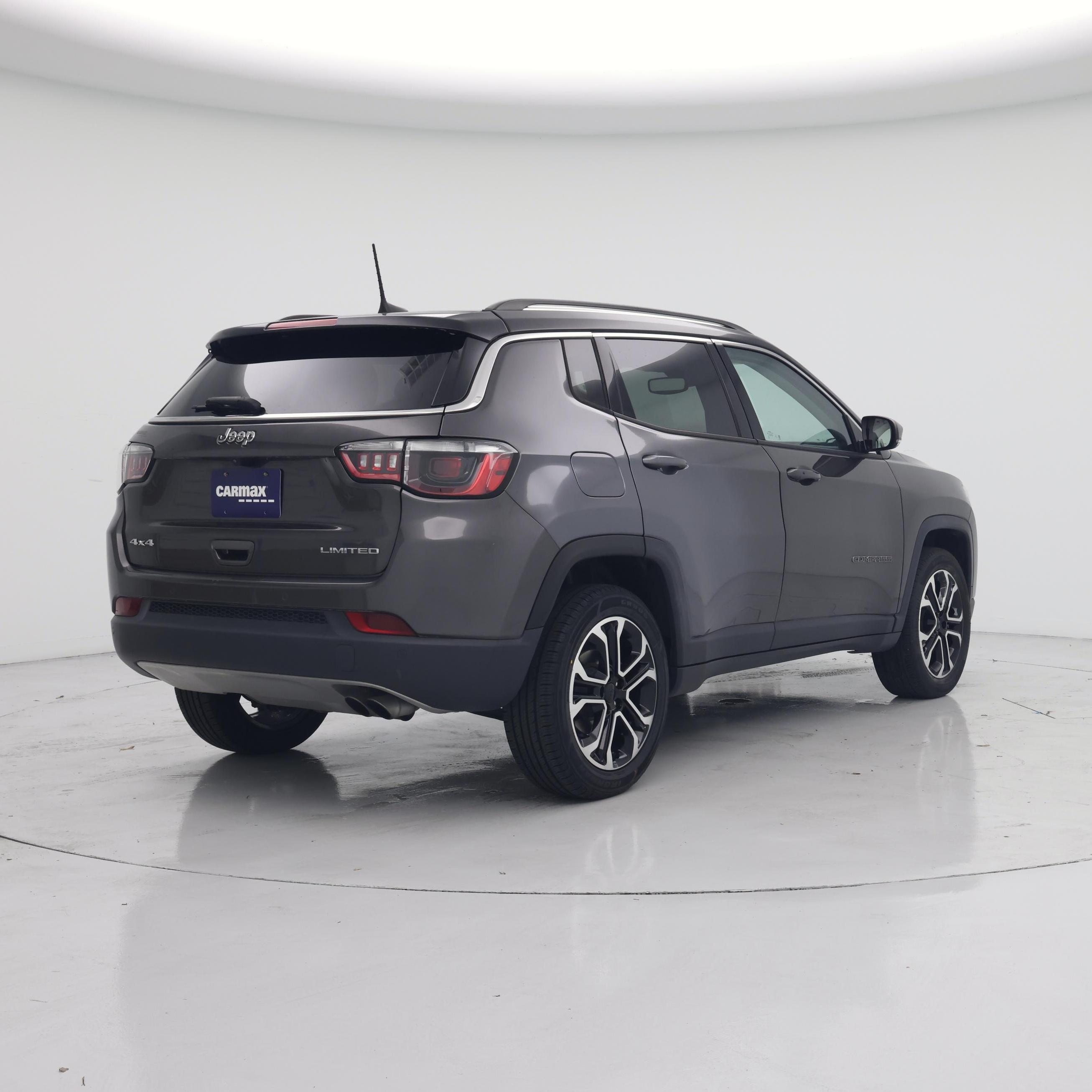 Thumbnail: 2022 Jeep Compass - 8