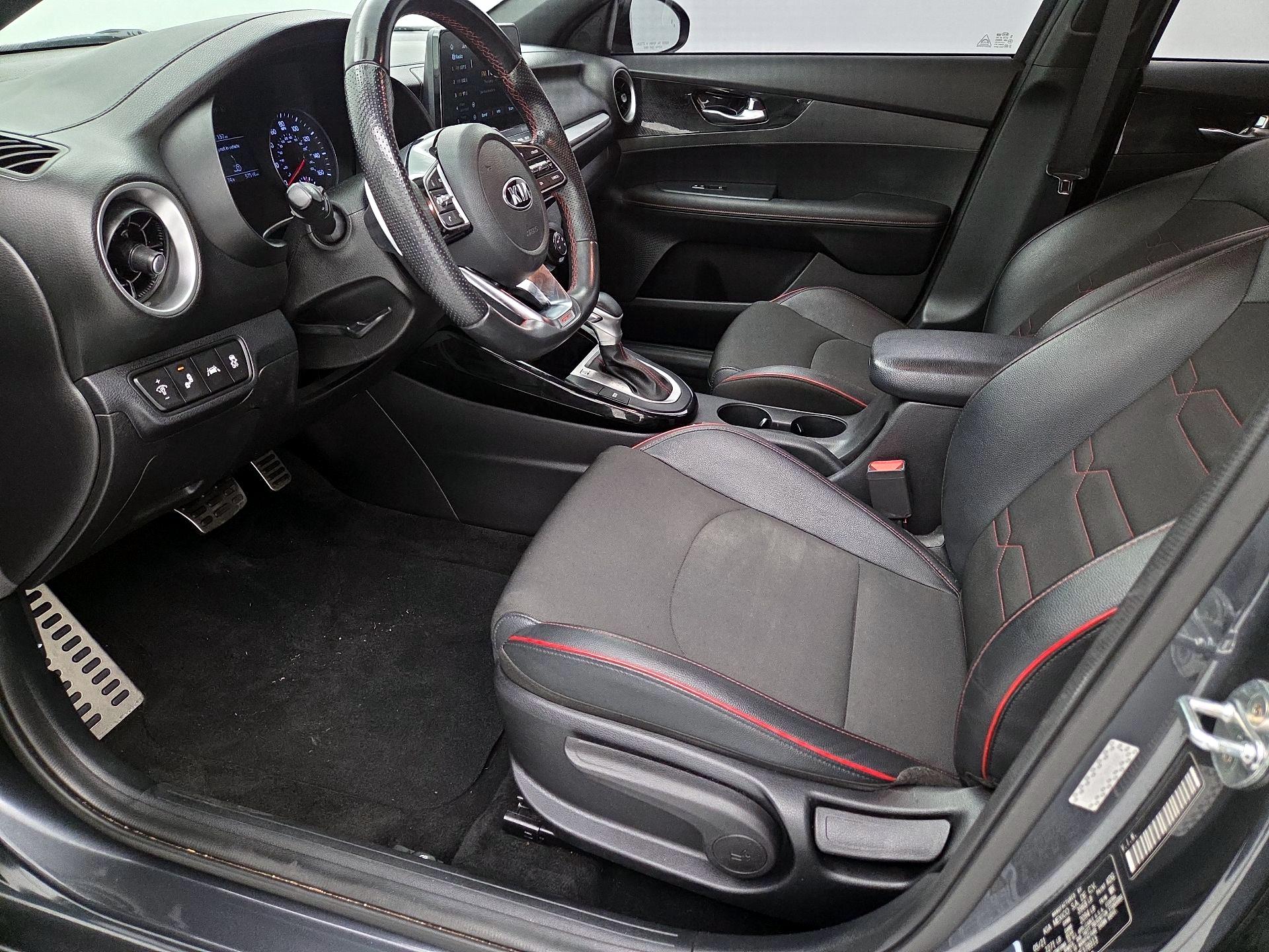 Thumbnail: 2021 Kia Forte - 11