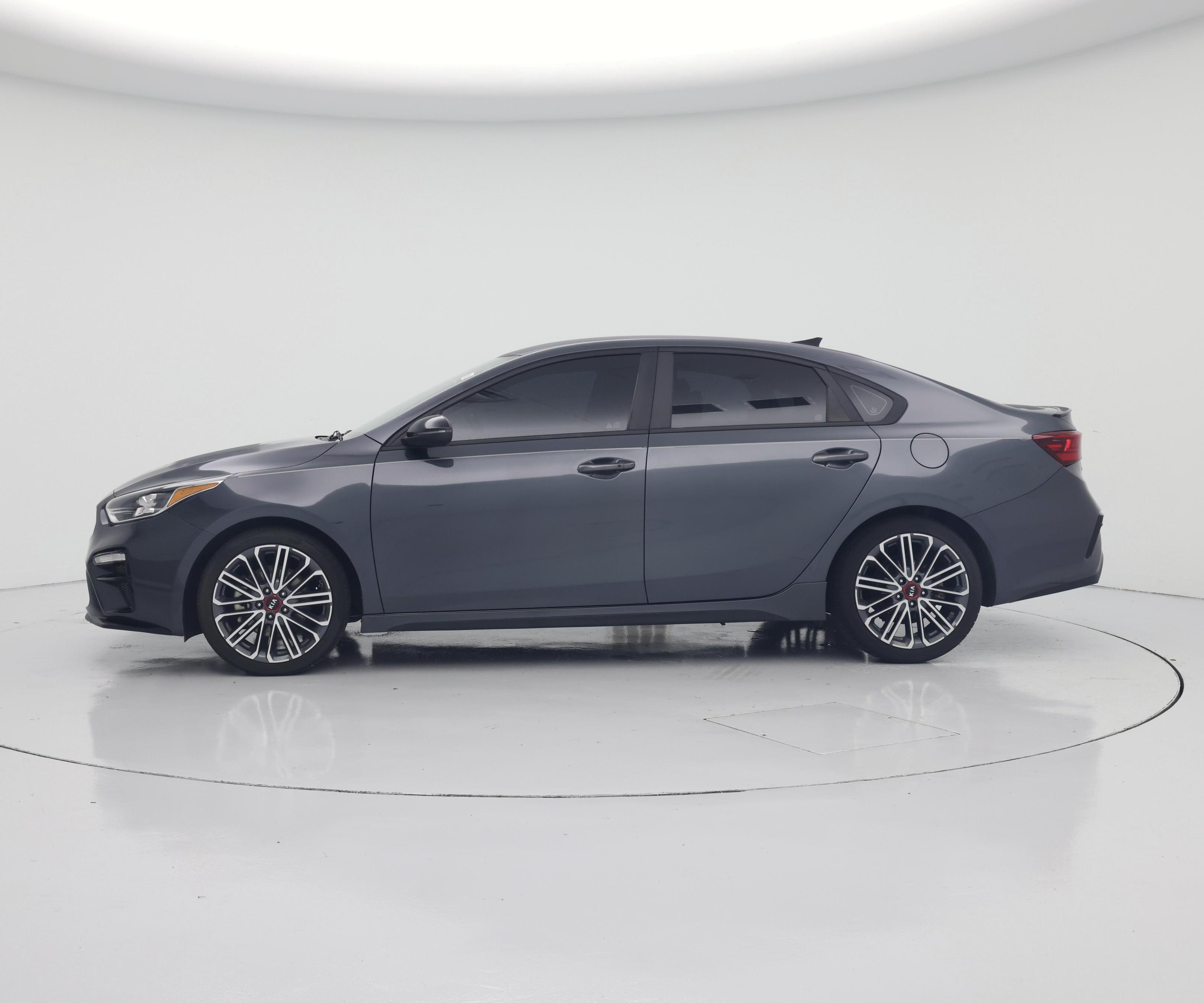 Thumbnail: 2021 Kia Forte - 3