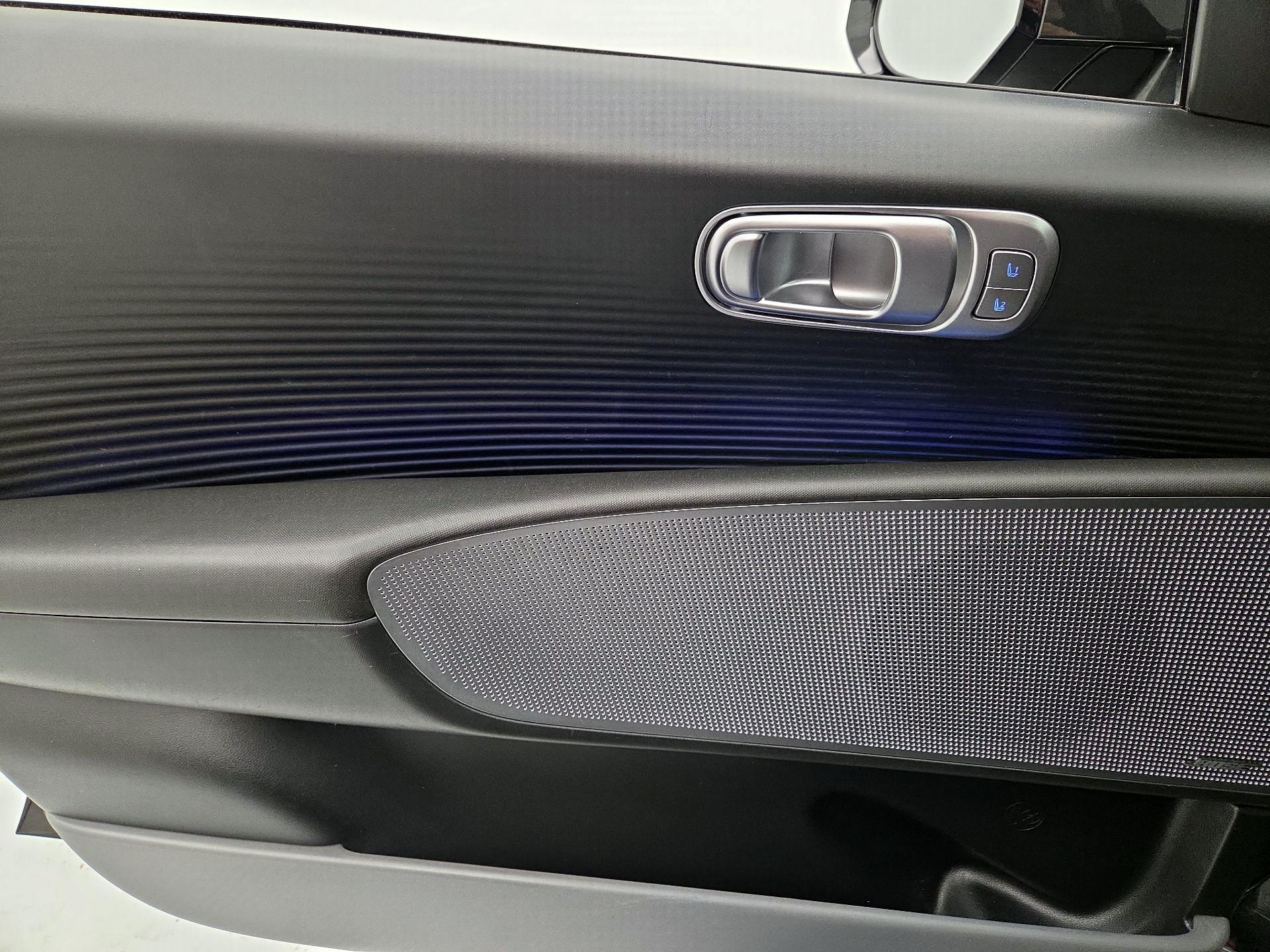 Thumbnail: 2024 Hyundai Ioniq 6 - 12