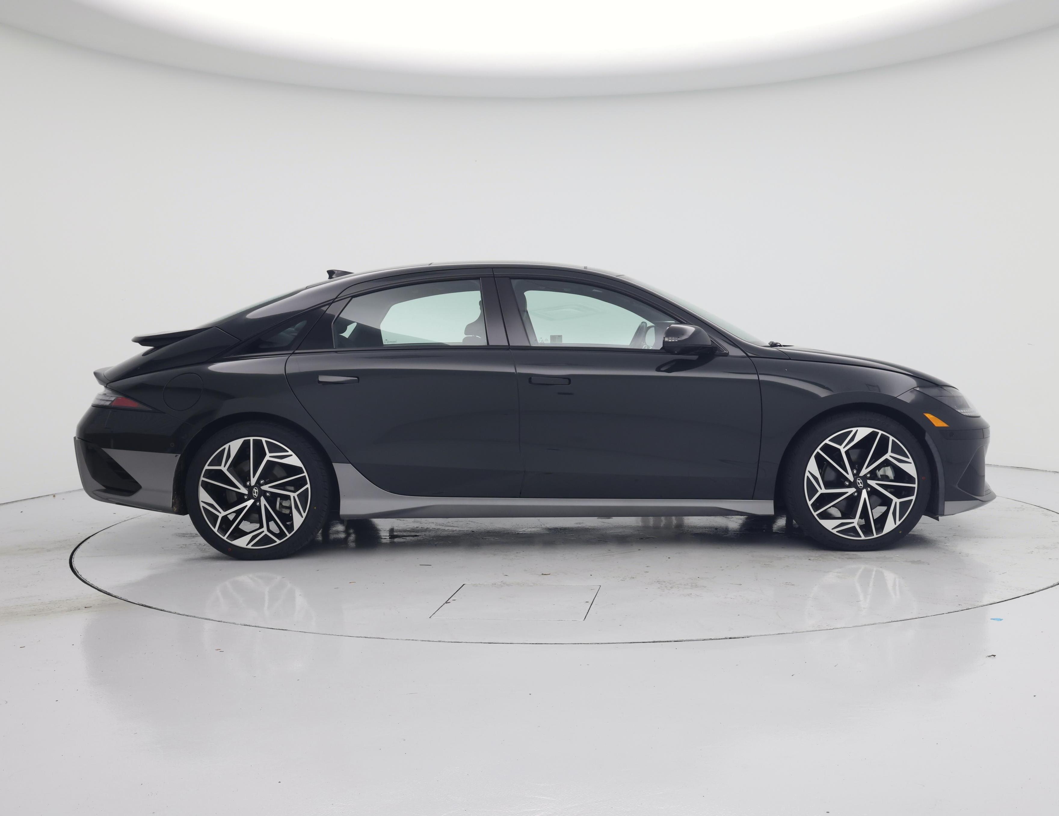 Thumbnail: 2024 Hyundai Ioniq 6 - 7