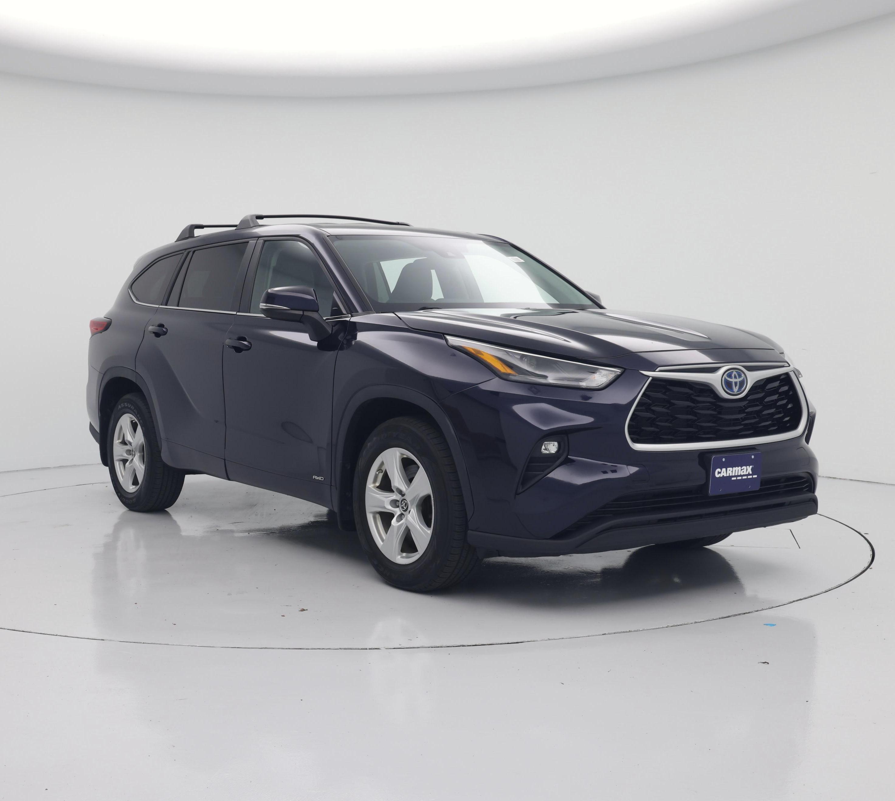 Blue 2023 Toyota Highlander Hybrid LE AWD SUV / Crossover All-Wheel Drive Automatic
