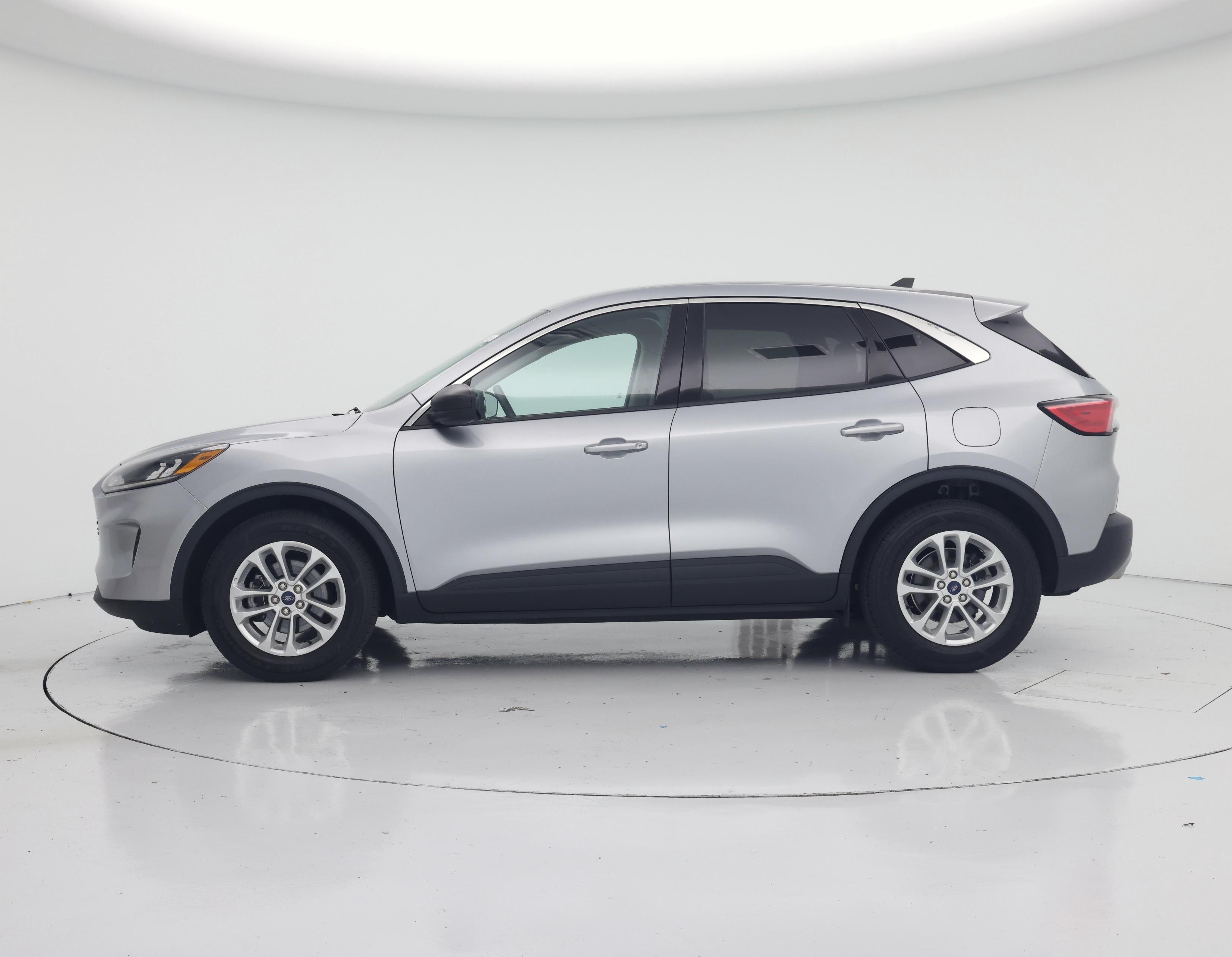 Thumbnail: 2022 Ford Escape - 3