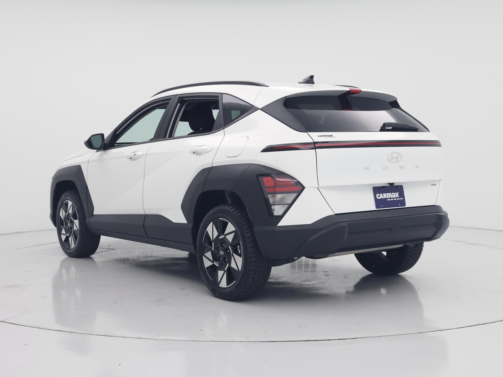 2024 Hyundai Kona SEL - Photo 3
