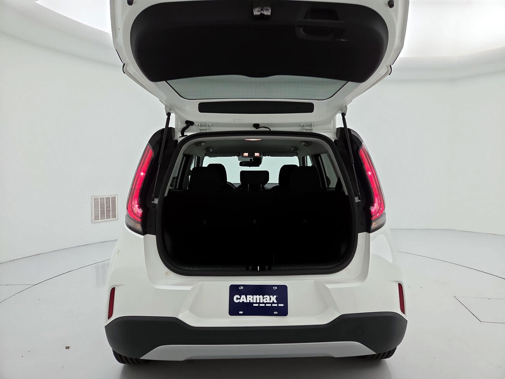 Thumbnail: 2023 Kia Soul - 20