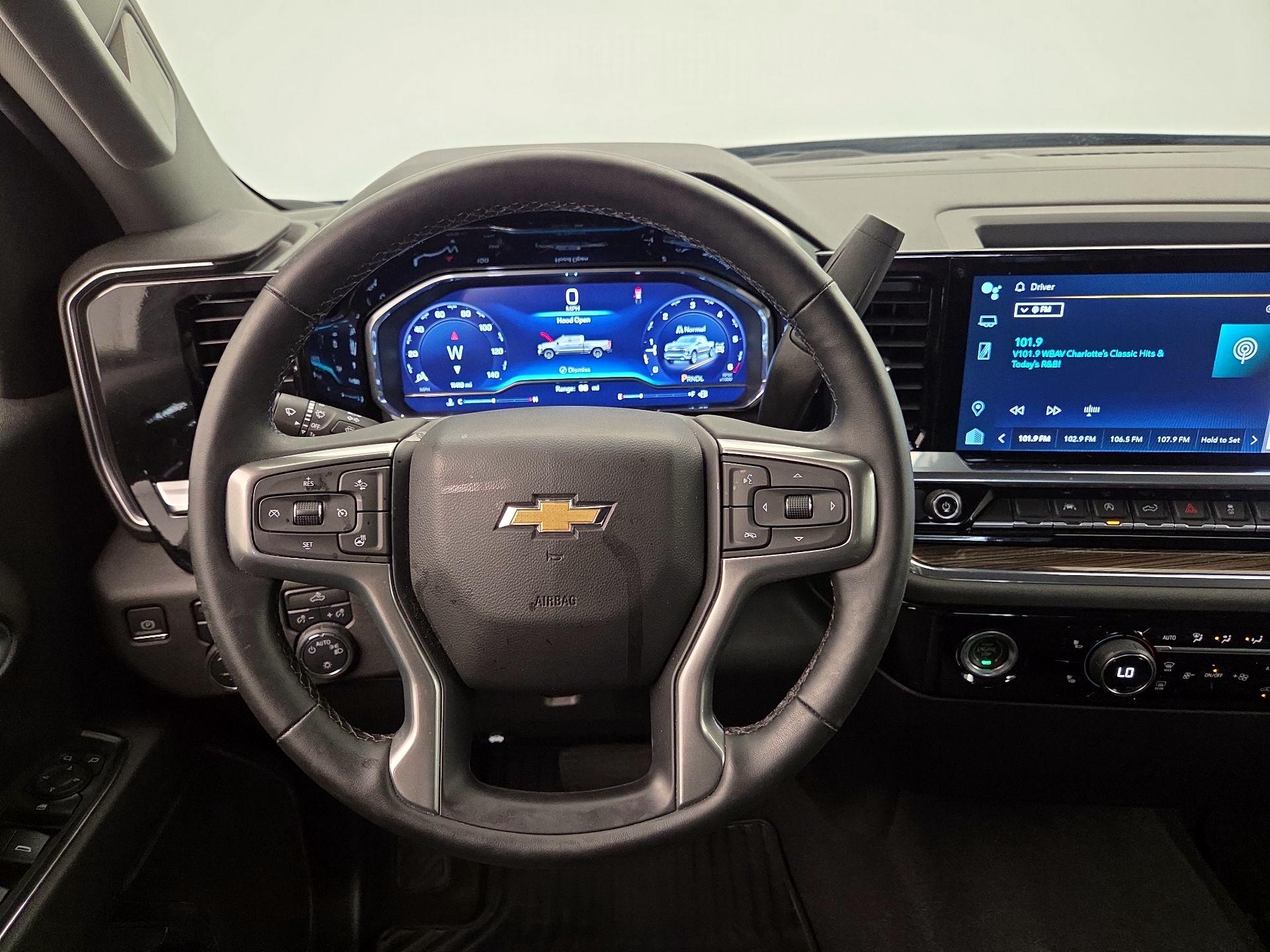 Thumbnail: 2023 Chevrolet Silverado 1500 - 10