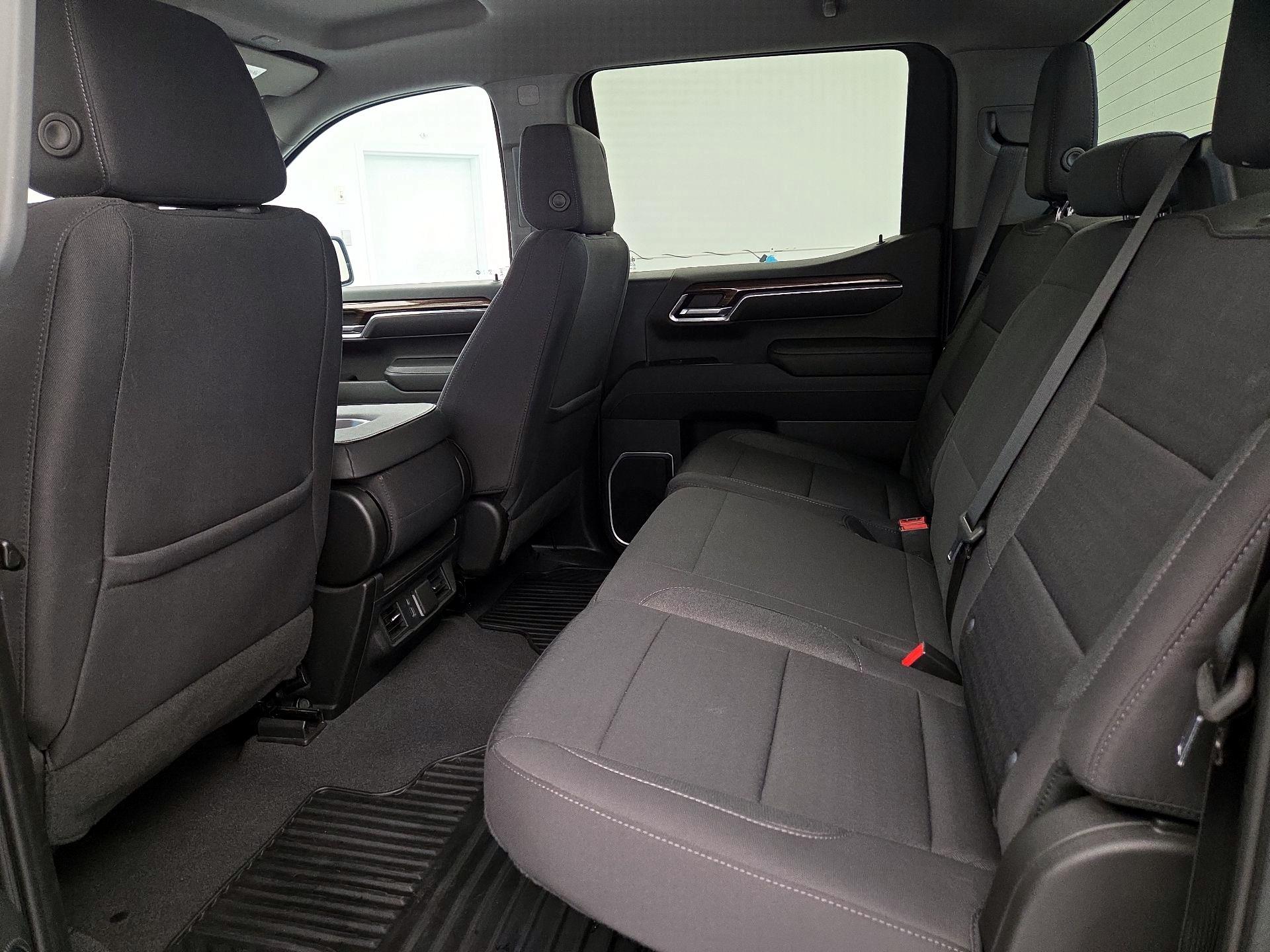 Thumbnail: 2023 Chevrolet Silverado 1500 - 19