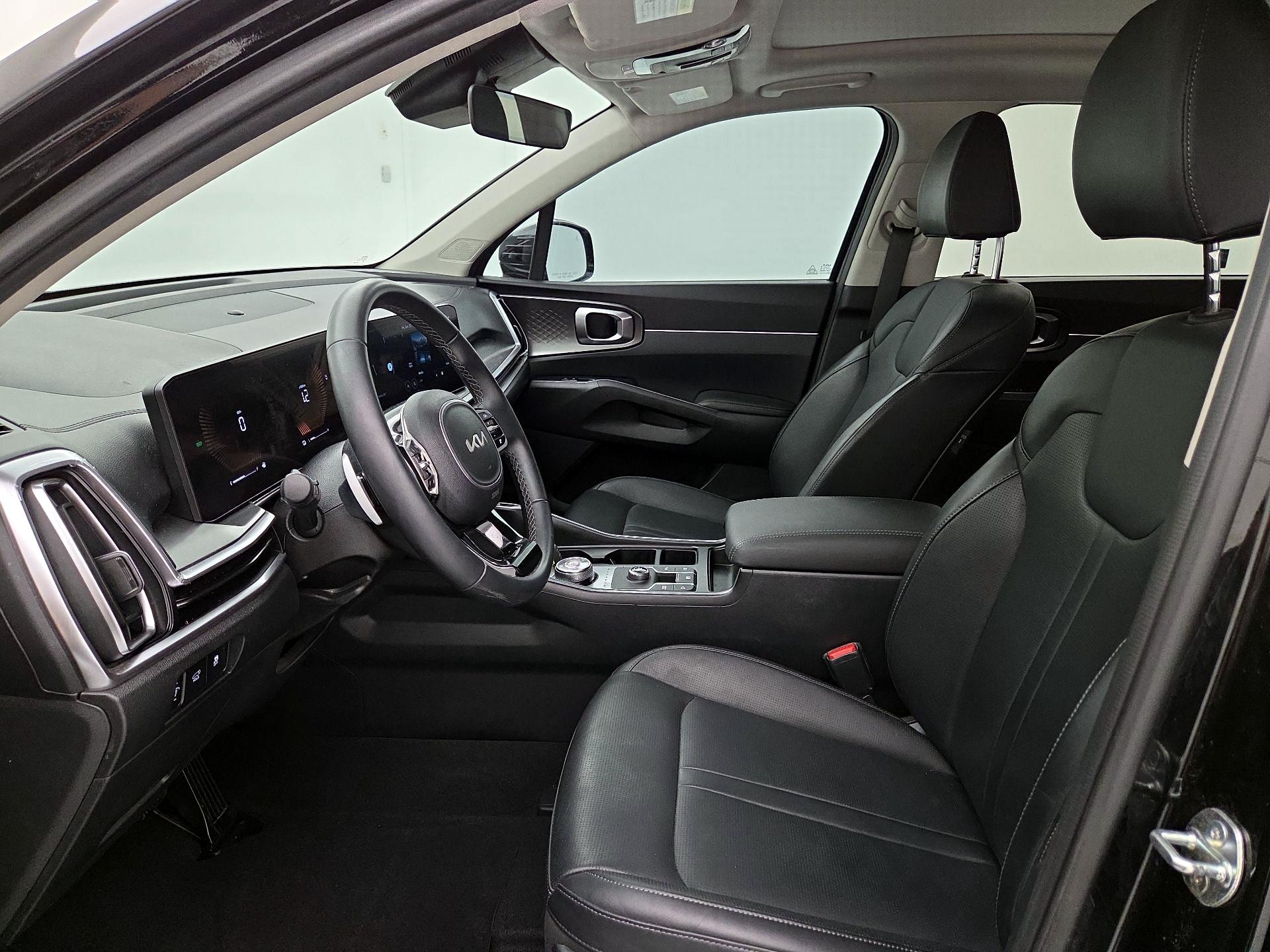 Thumbnail: 2025 Kia Sorento - 11