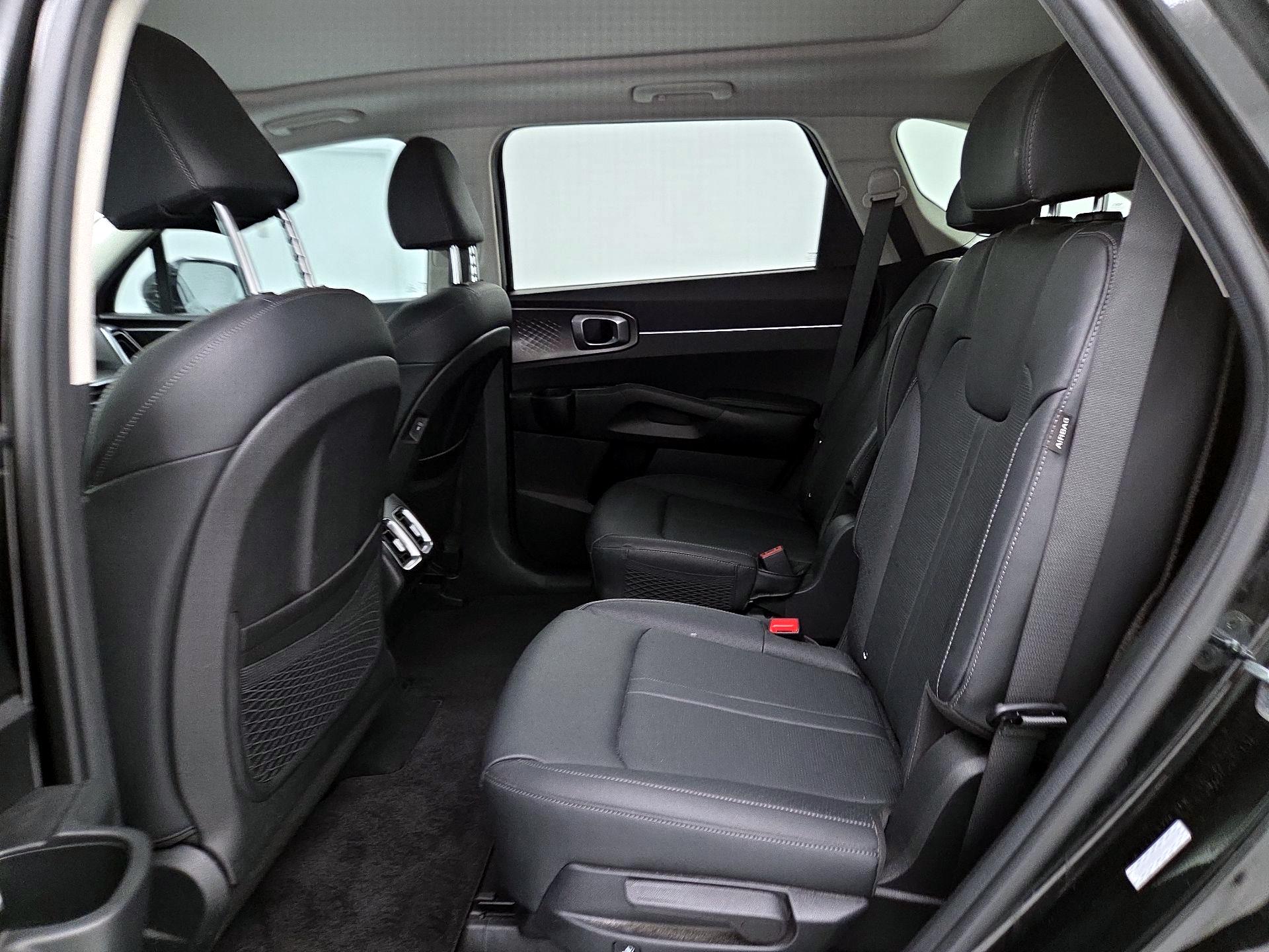 Thumbnail: 2025 Kia Sorento - 20