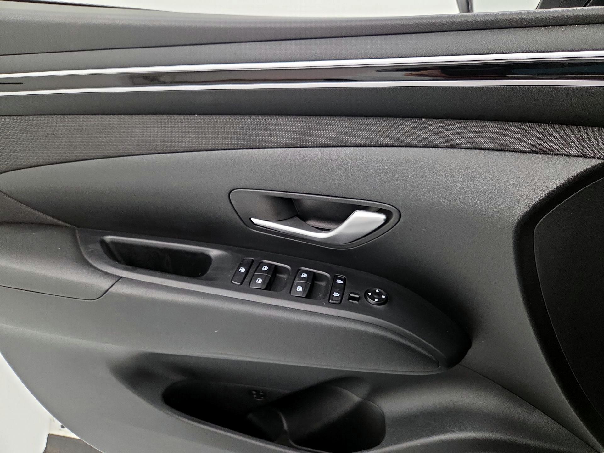 Thumbnail: 2024 Hyundai Tucson - 12