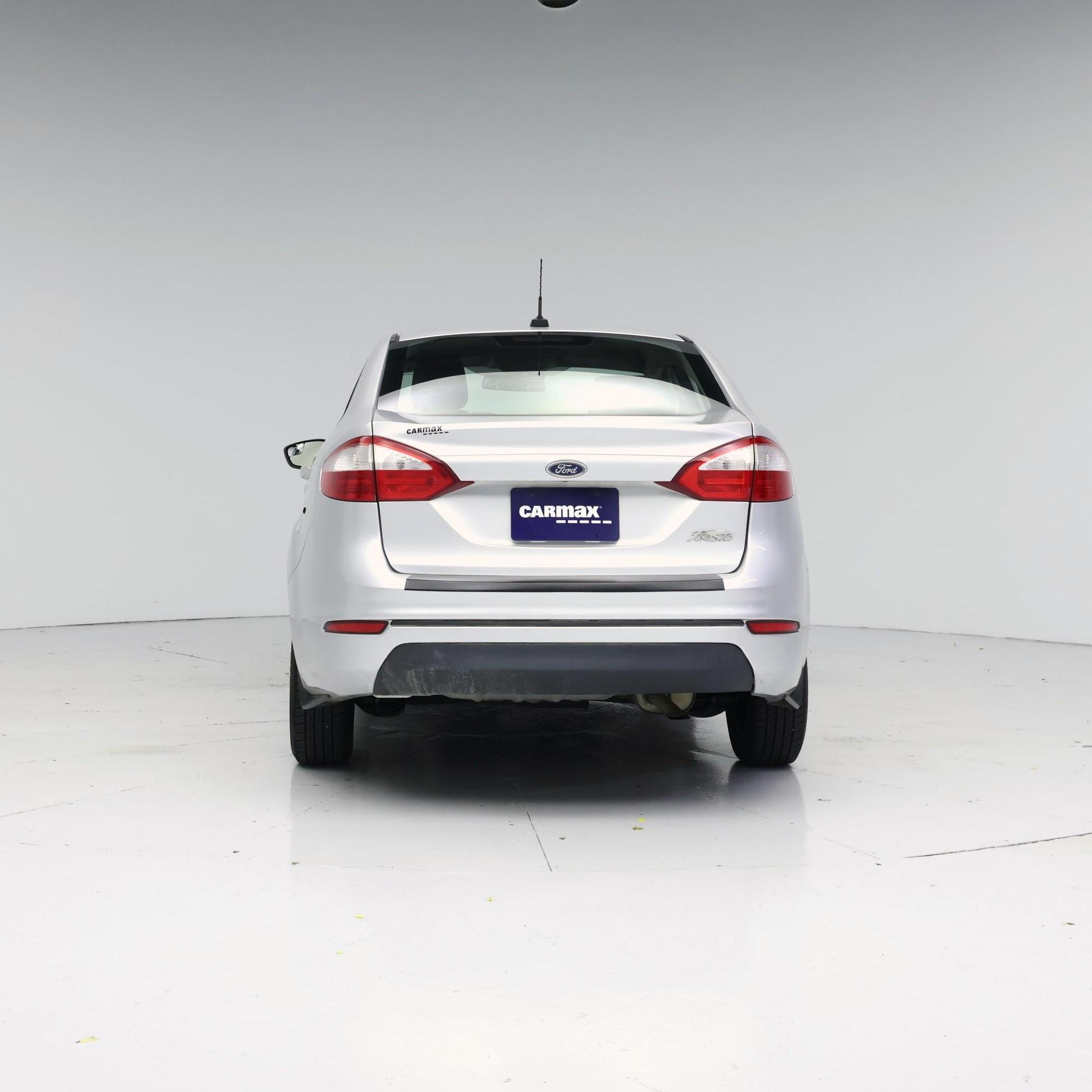 Thumbnail: 2016 Ford Fiesta - 6