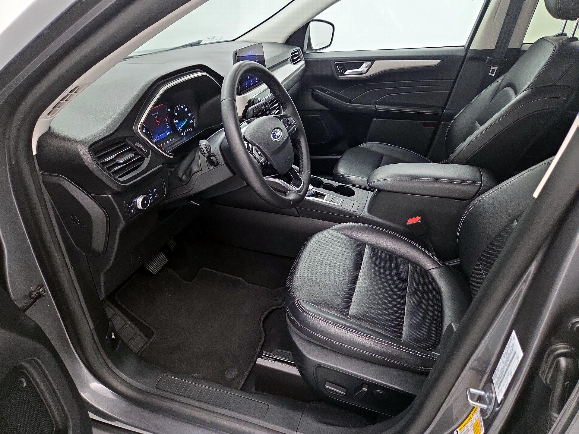 Thumbnail: 2021 Ford Escape - 11