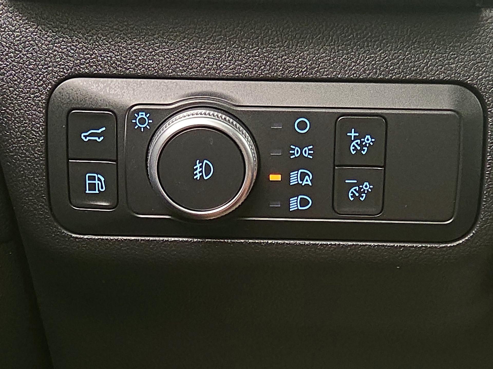 Thumbnail: 2021 Ford Escape - 13