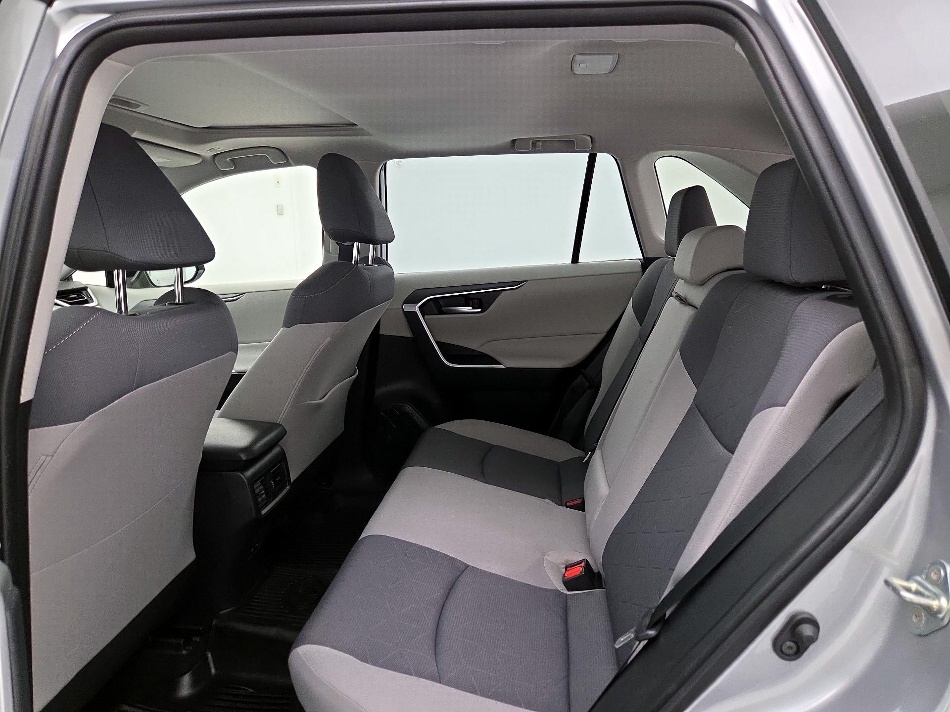 Thumbnail: 2025 Toyota RAV4 - 20
