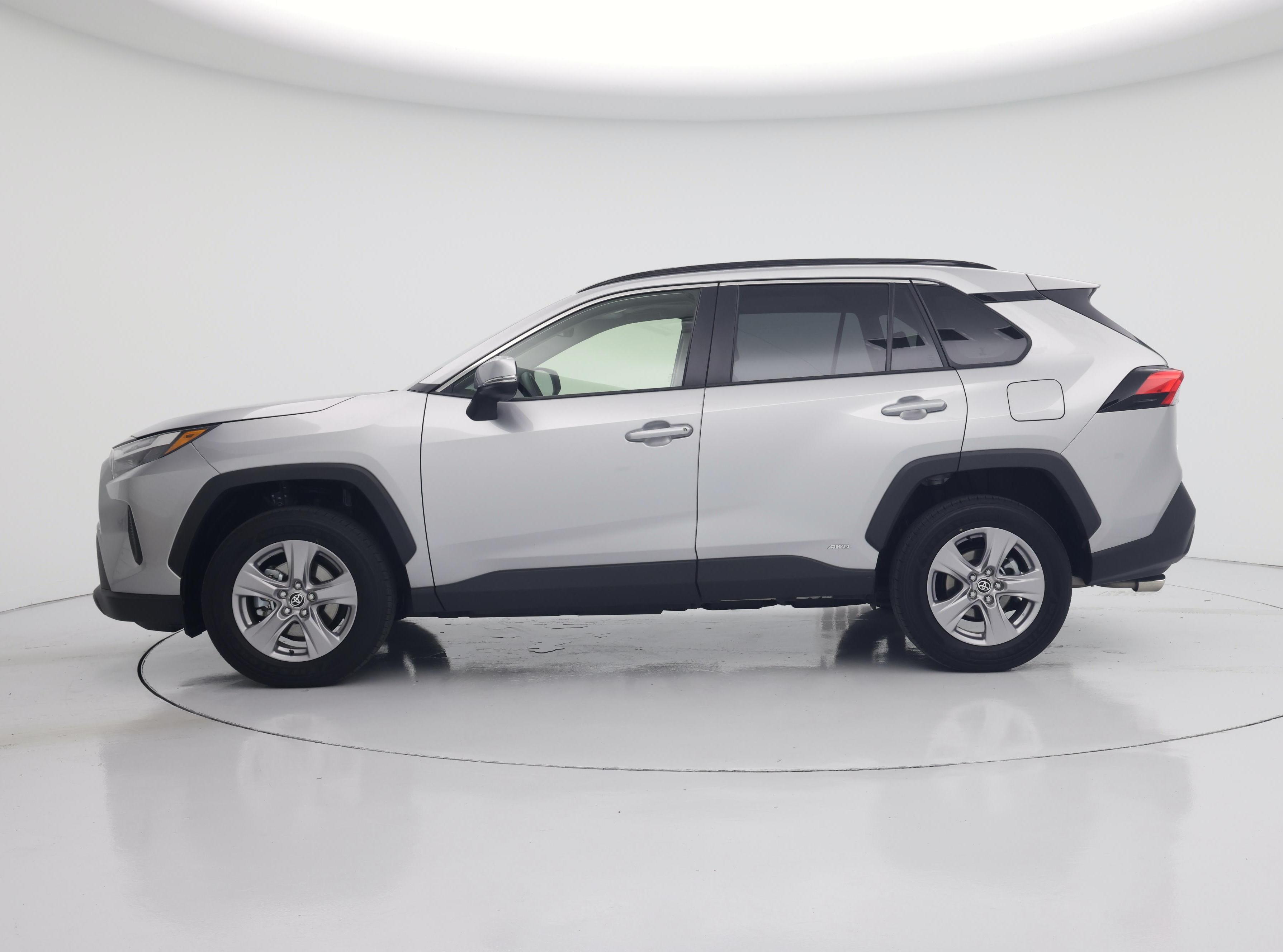 Thumbnail: 2025 Toyota RAV4 - 3