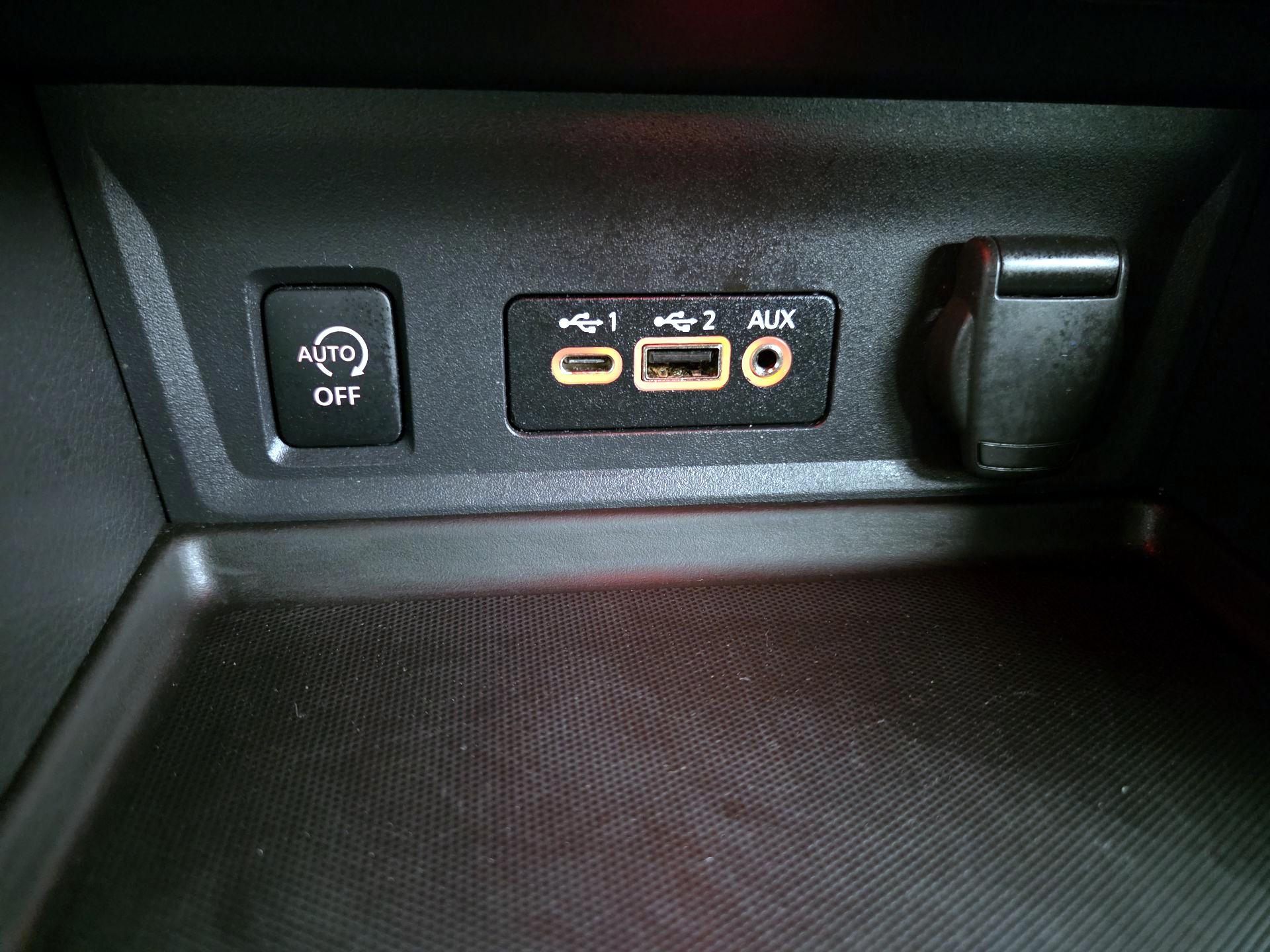Thumbnail: 2024 Nissan Sentra - 18