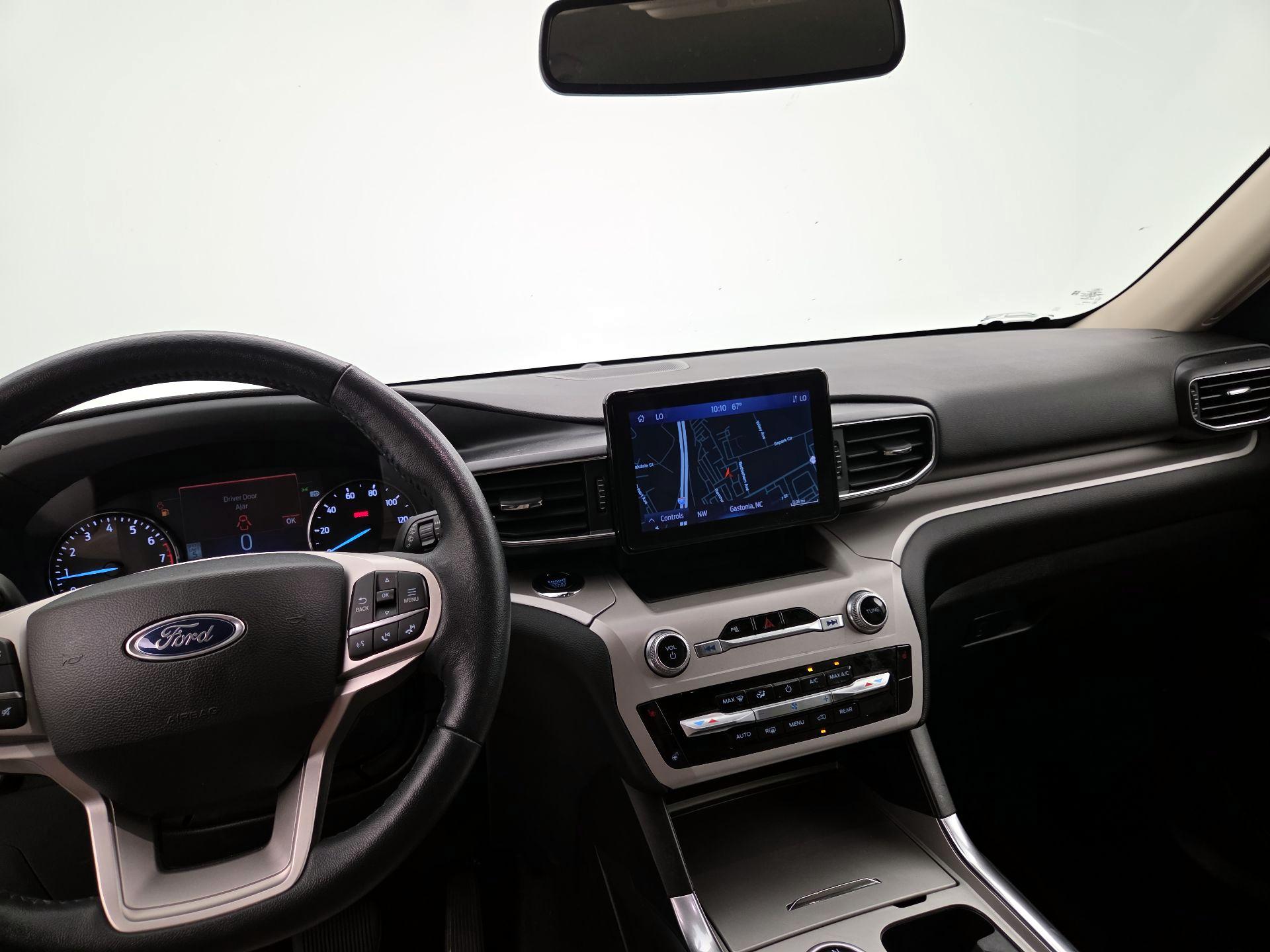 Thumbnail: 2023 Ford Explorer - 9