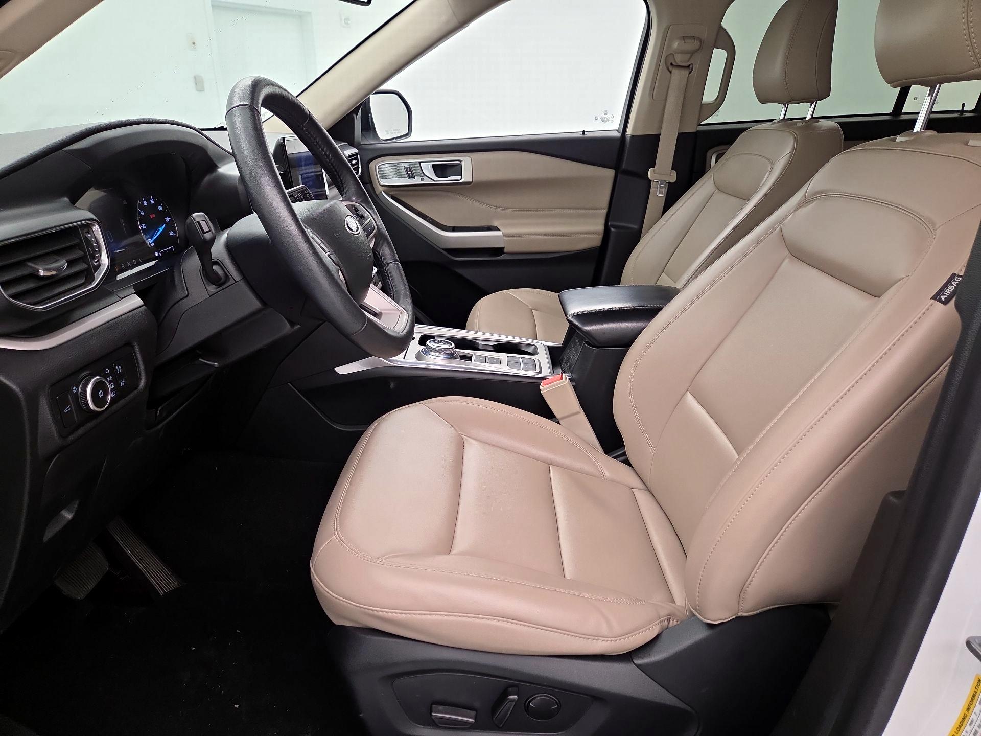 Thumbnail: 2023 Ford Explorer - 11