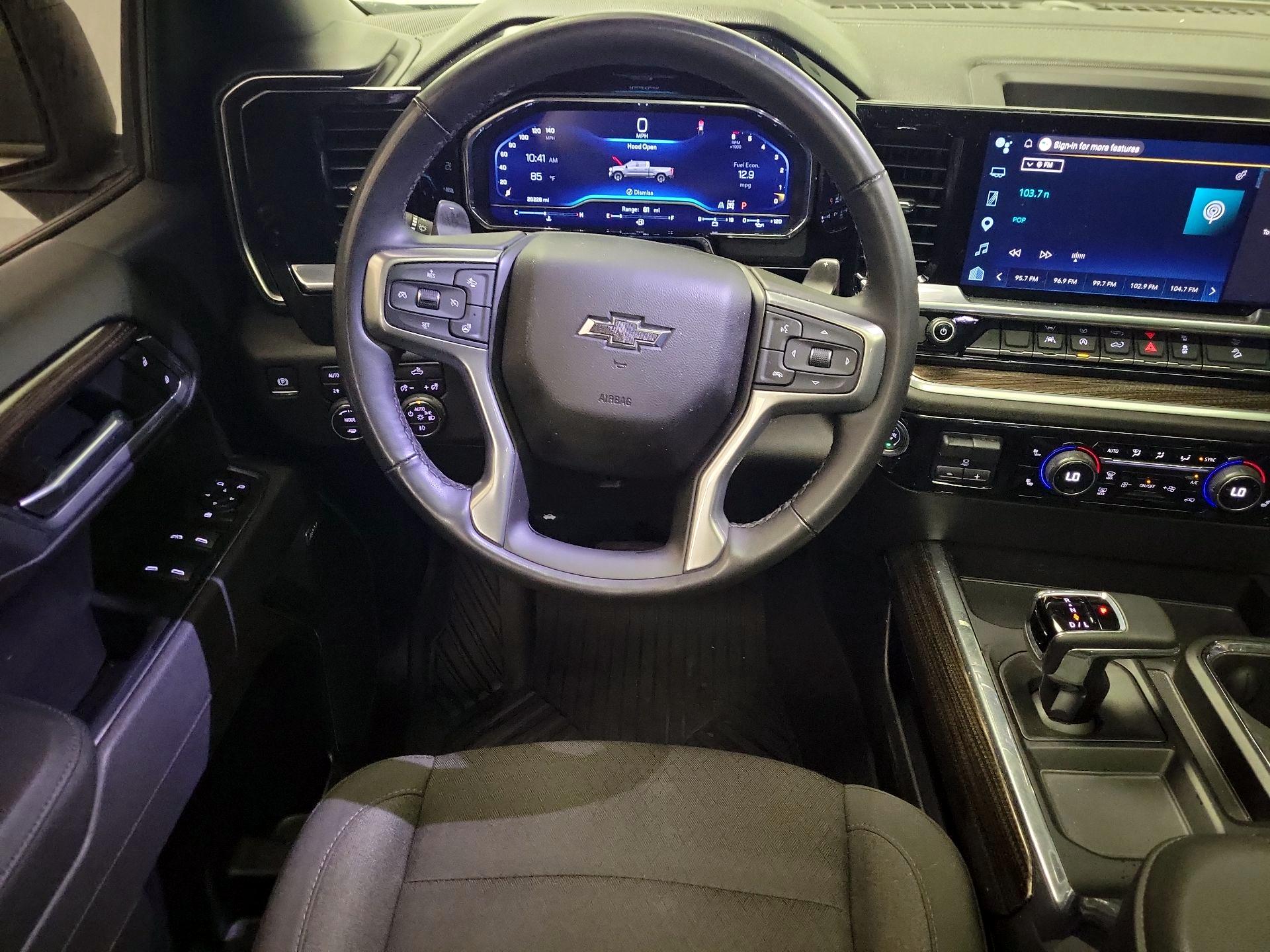 Thumbnail: 2025 Chevrolet Silverado 1500 - 10