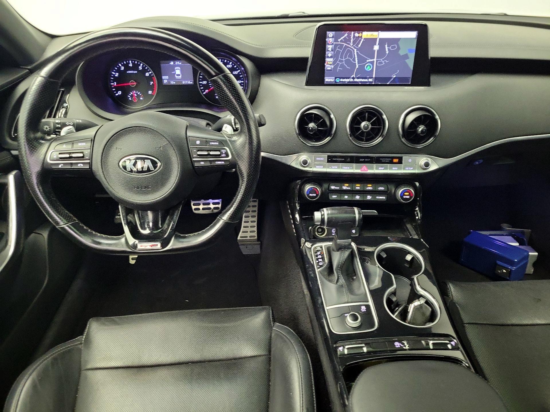 Thumbnail: 2020 Kia Stinger - 9