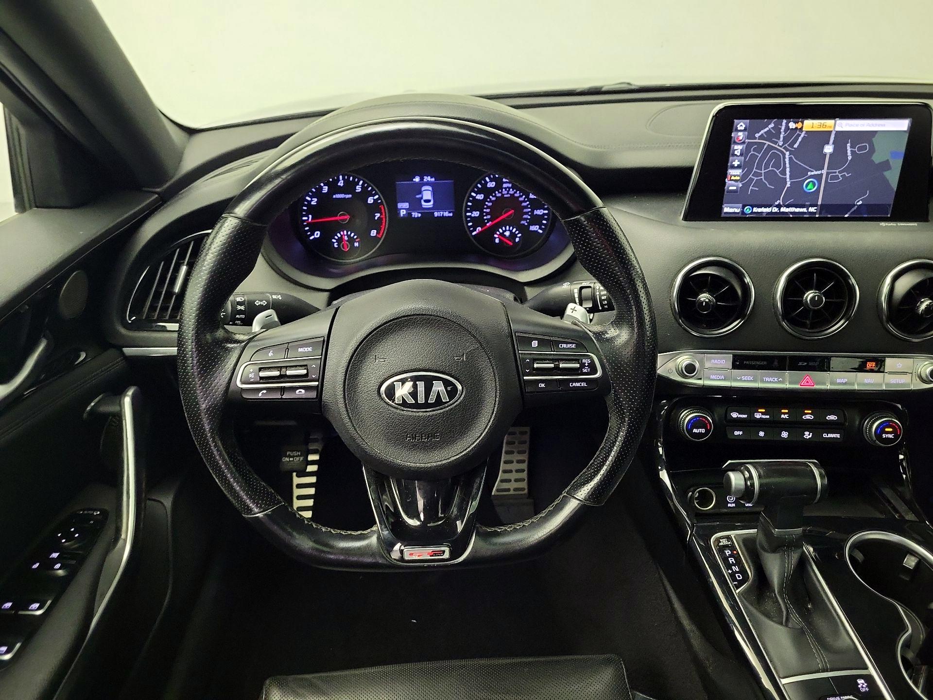 Thumbnail: 2020 Kia Stinger - 10