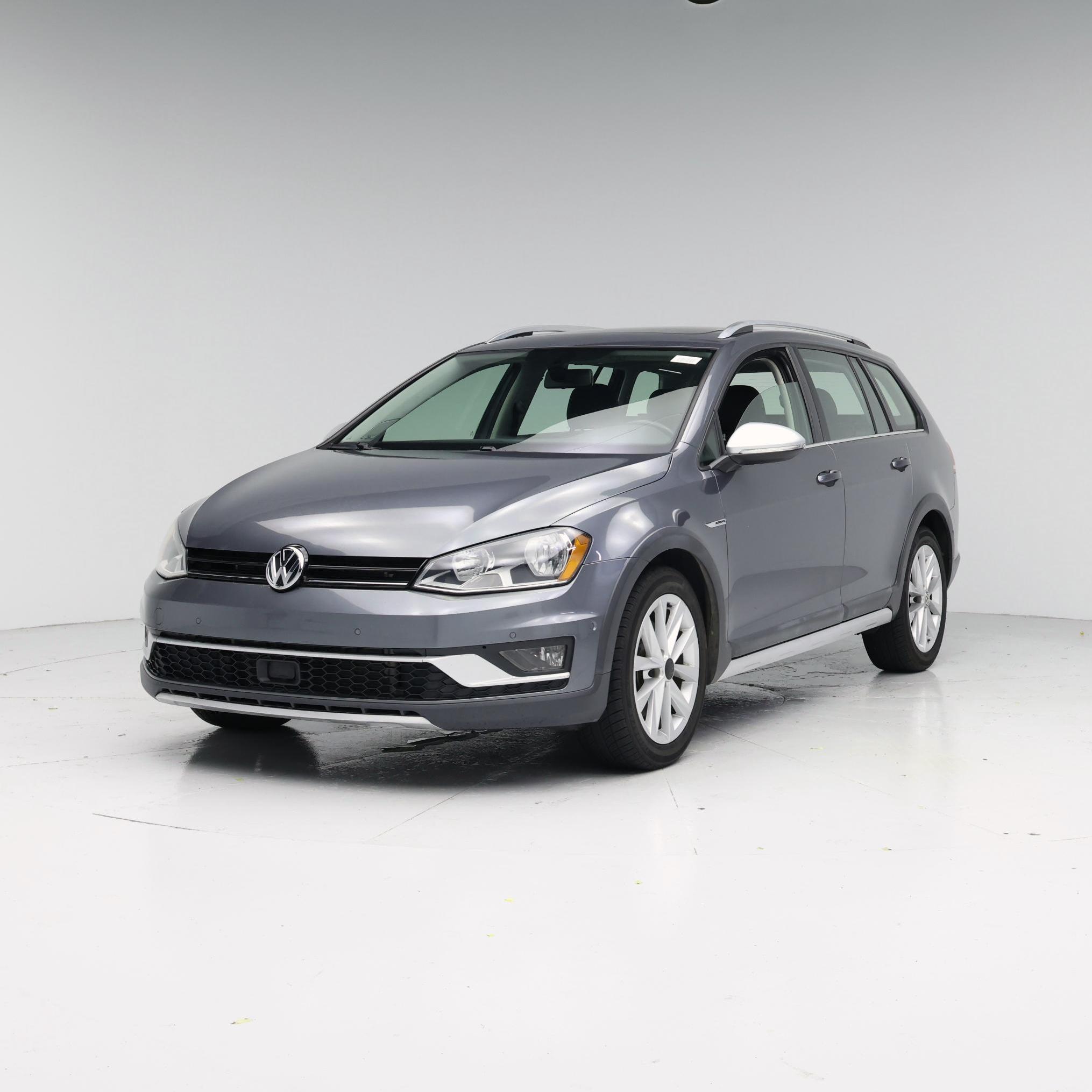 Thumbnail: 2017 Volkswagen Golf - 4