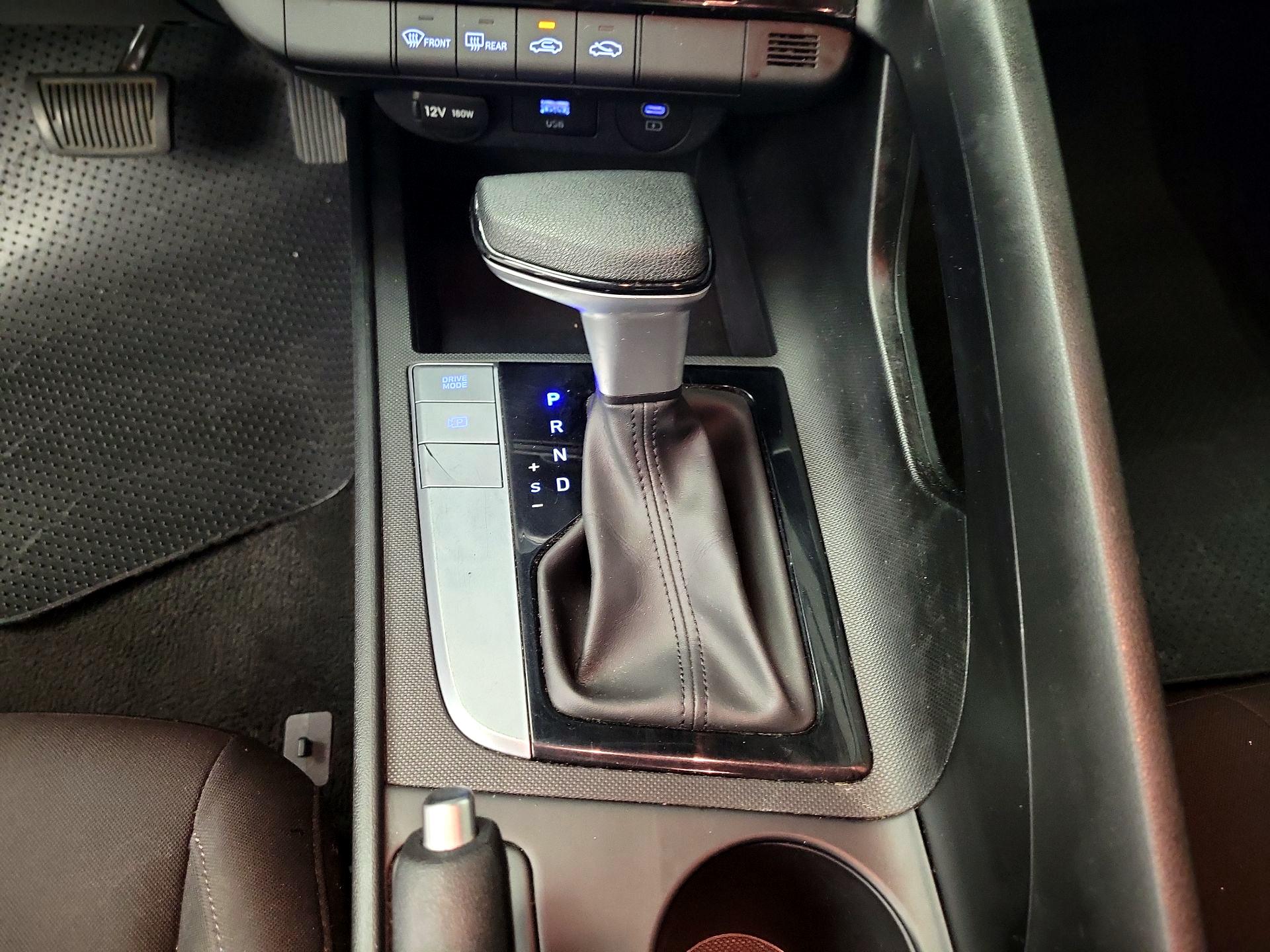 Thumbnail: 2024 Hyundai Elantra - 18