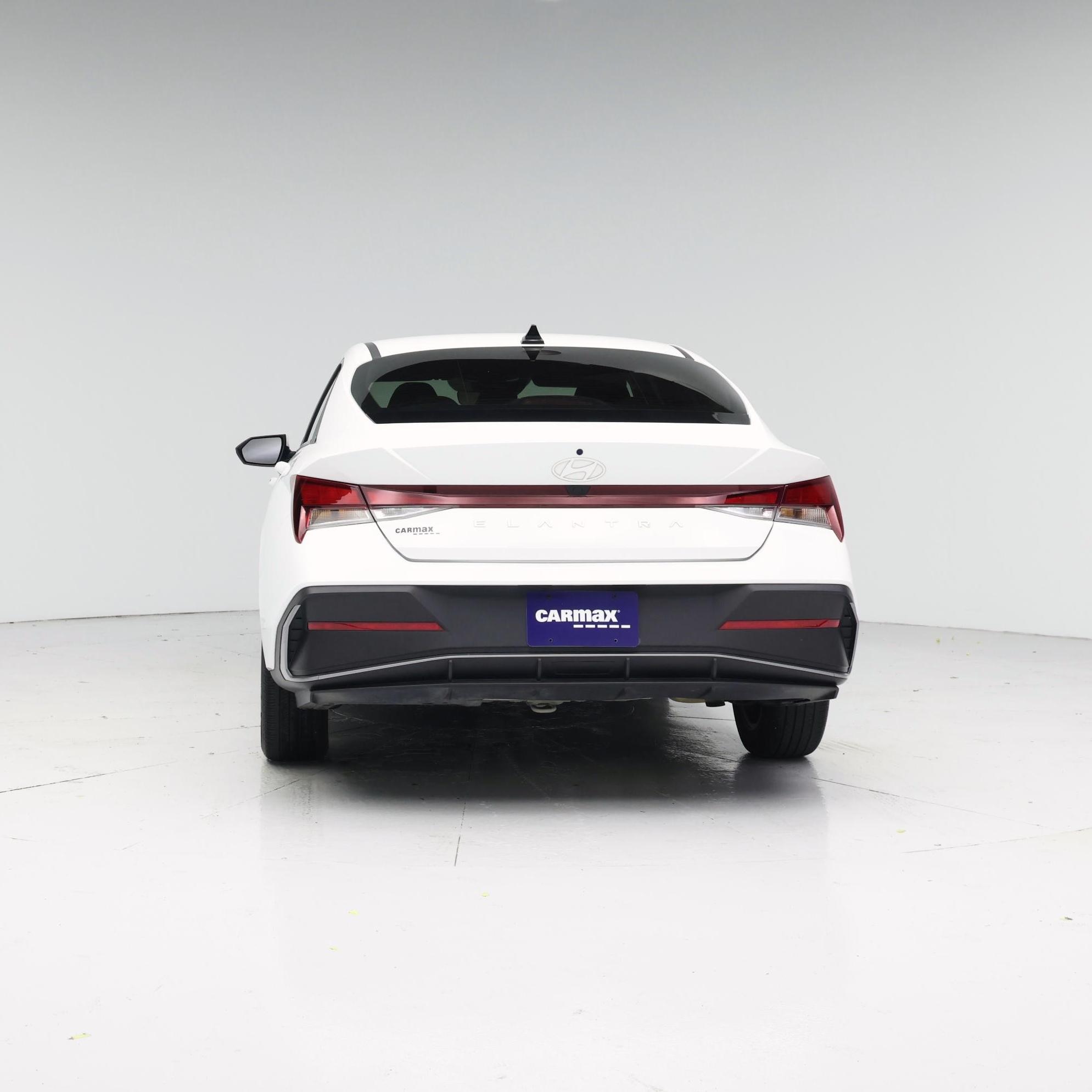 Thumbnail: 2024 Hyundai Elantra - 6