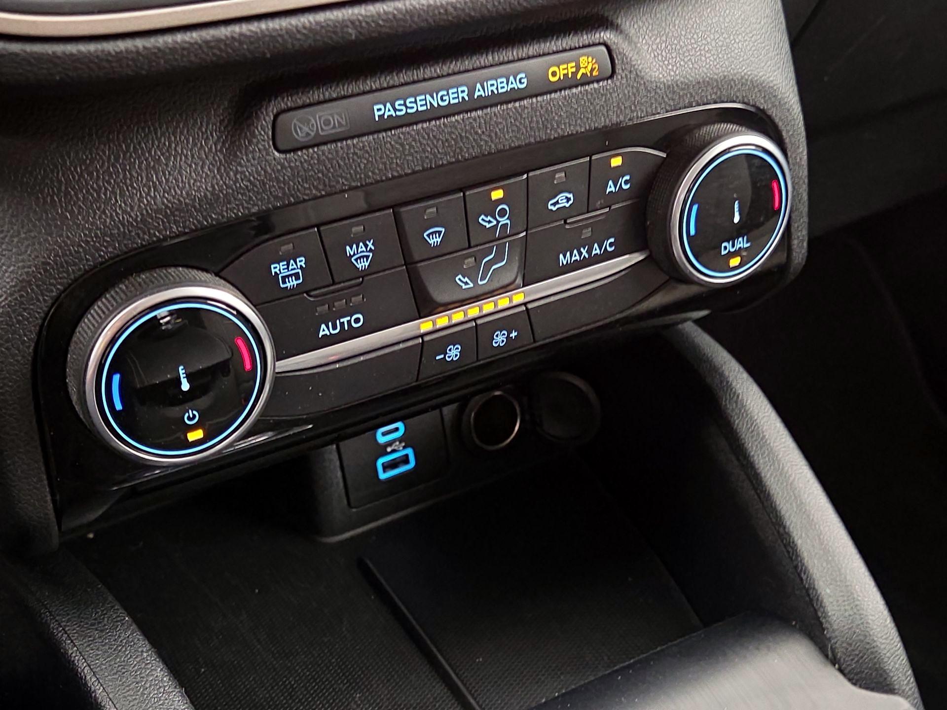 Thumbnail: 2022 Ford Escape - 16