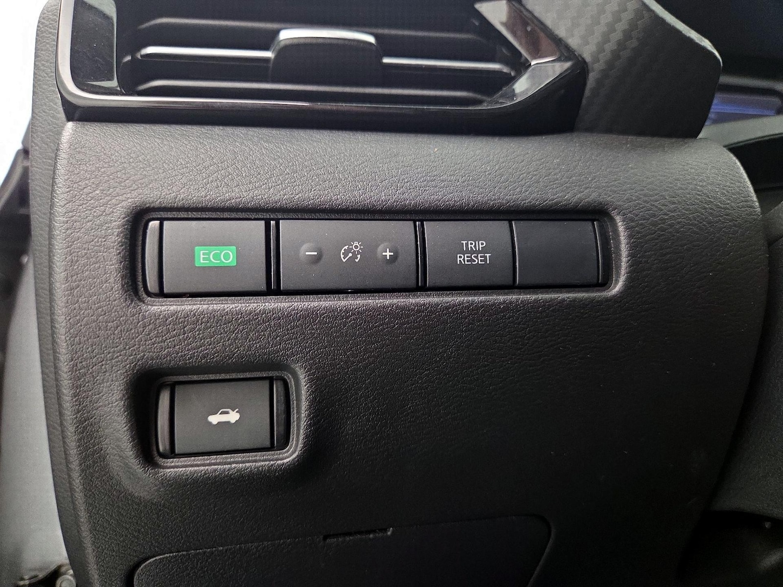 2022 Nissan Sentra SR - Photo 14