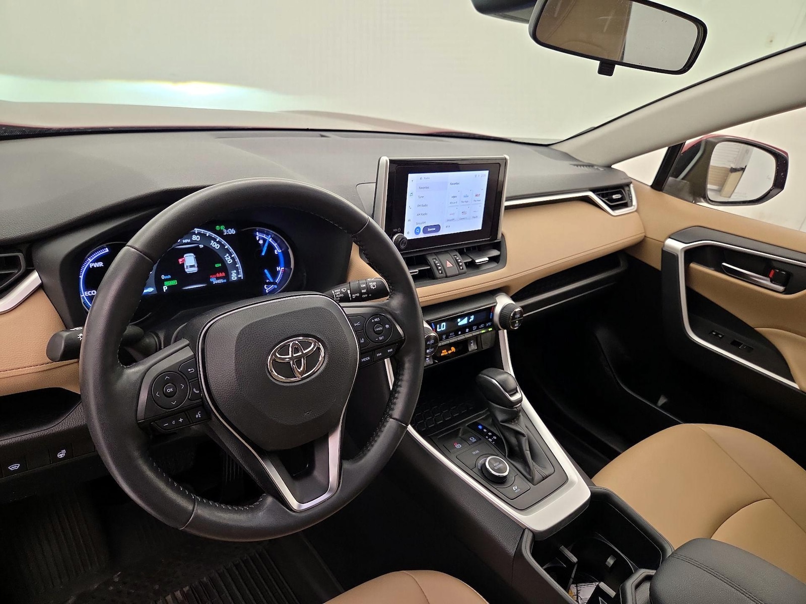 2023 Toyota RAV4 XLE Premium - Photo 10