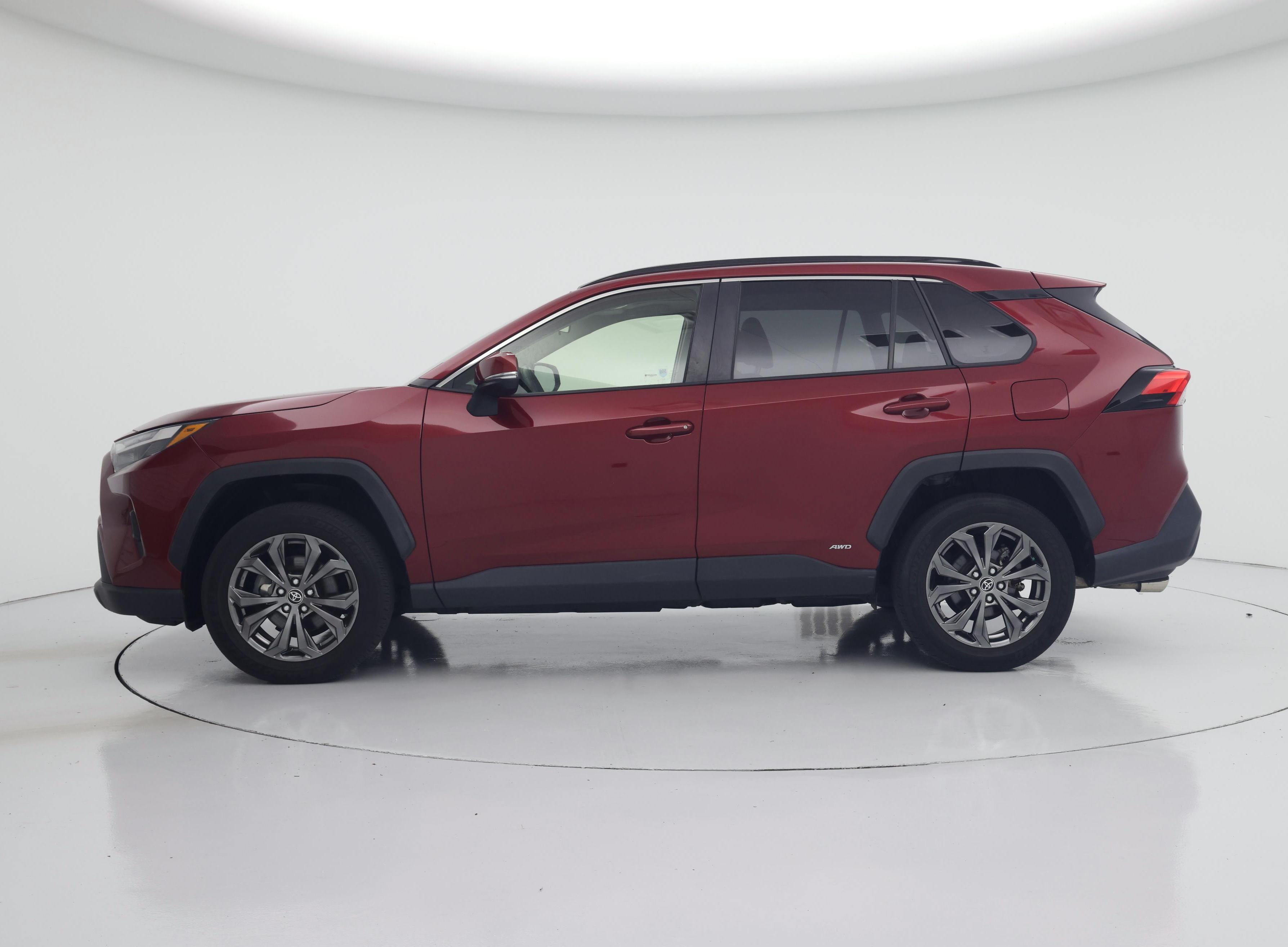 Thumbnail: 2023 Toyota RAV4 - 3