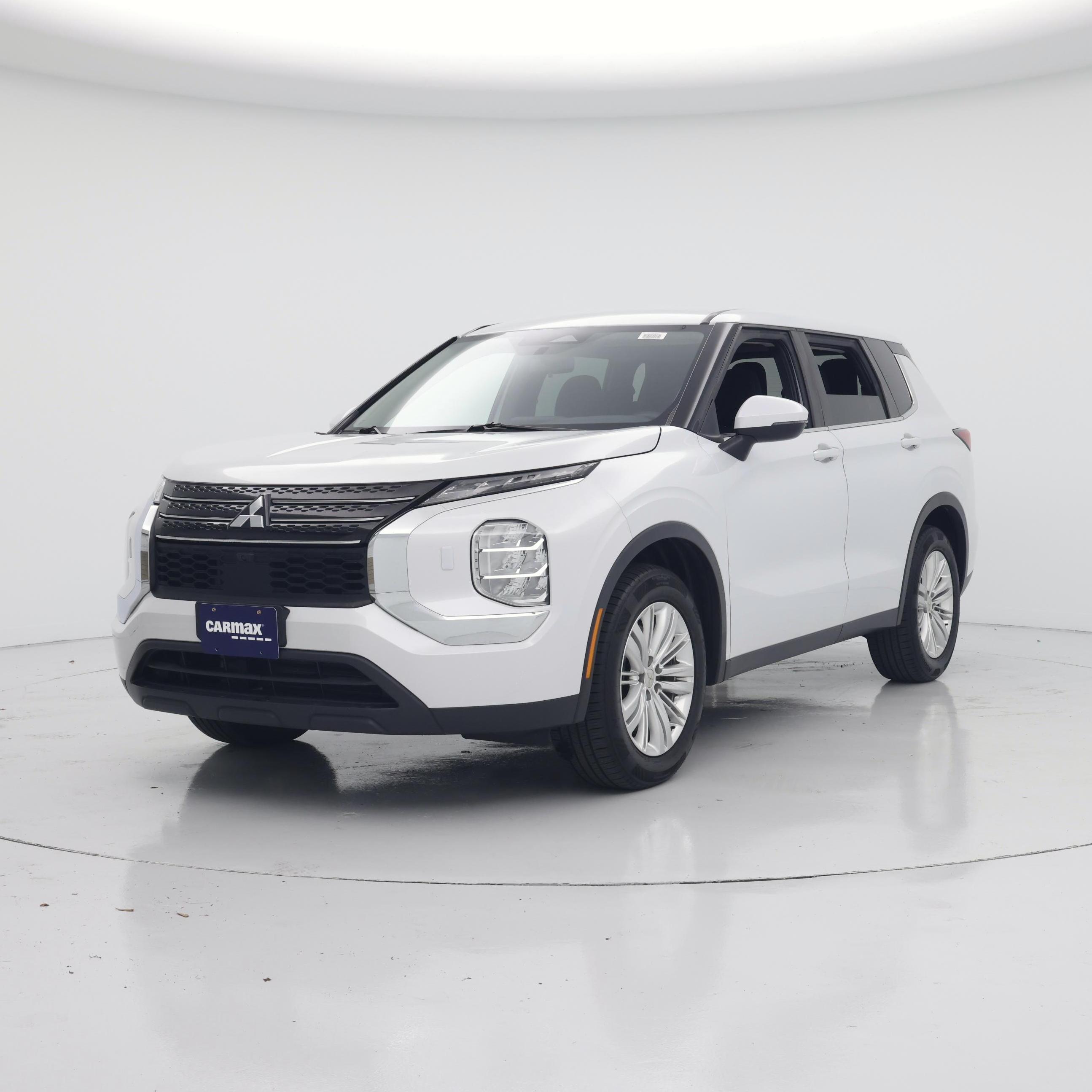 Thumbnail: 2022 Mitsubishi Outlander - 4