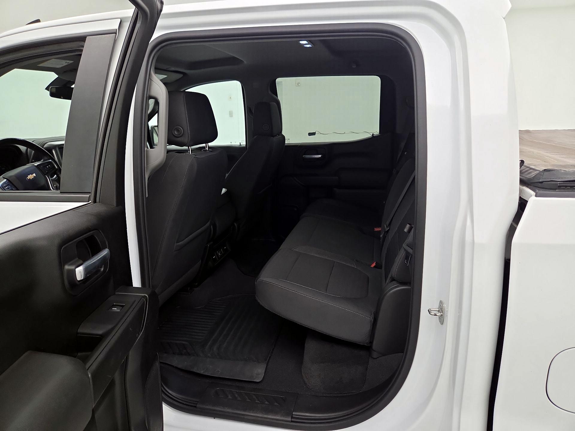 Thumbnail: 2021 Chevrolet Silverado 1500 - 19