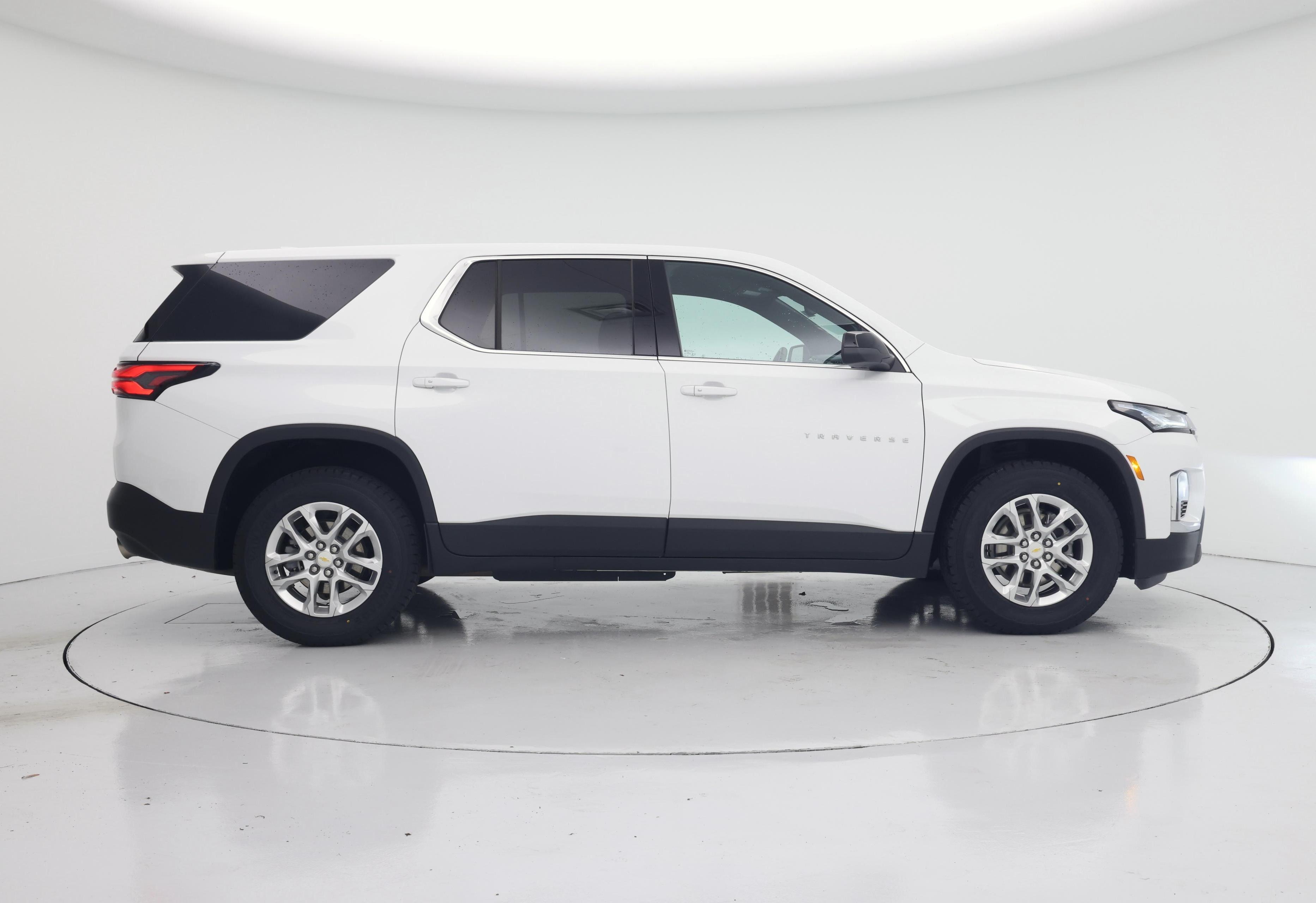 Thumbnail: 2022 Chevrolet Traverse - 7