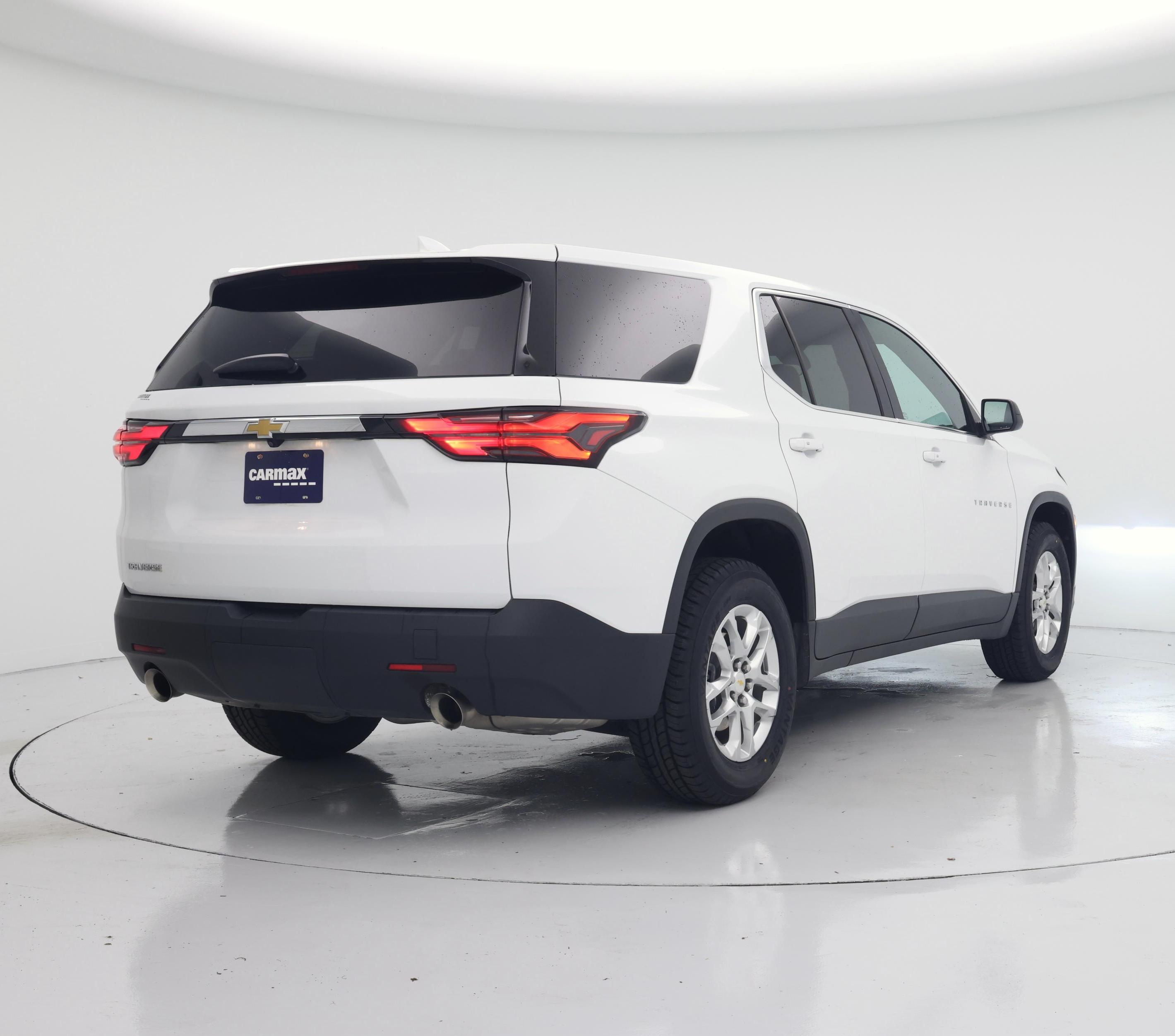 Thumbnail: 2022 Chevrolet Traverse - 8