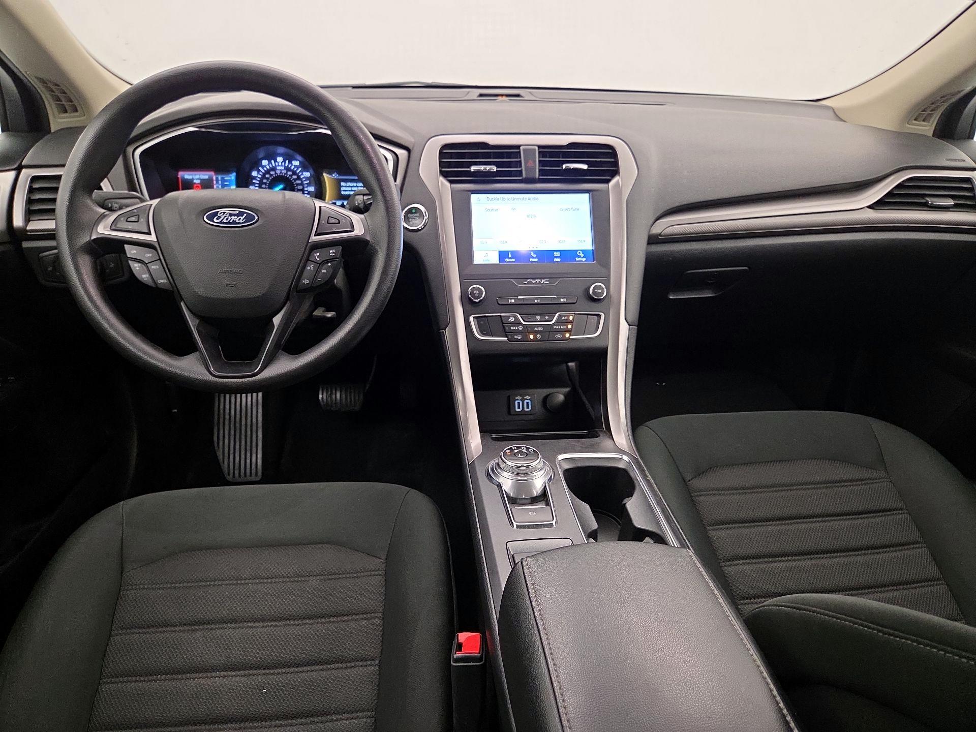 Thumbnail: 2020 Ford Fusion - 9