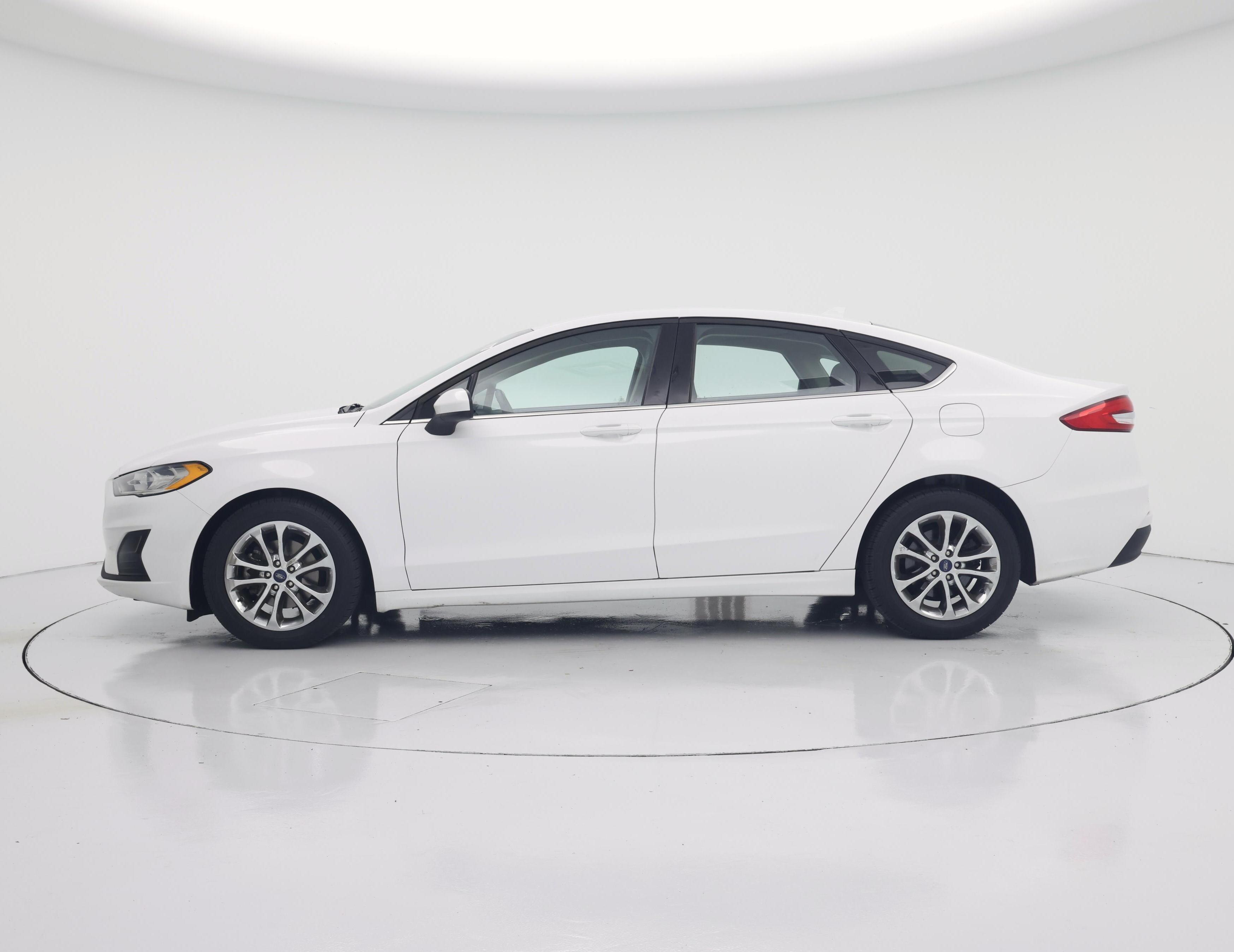 Thumbnail: 2020 Ford Fusion - 3